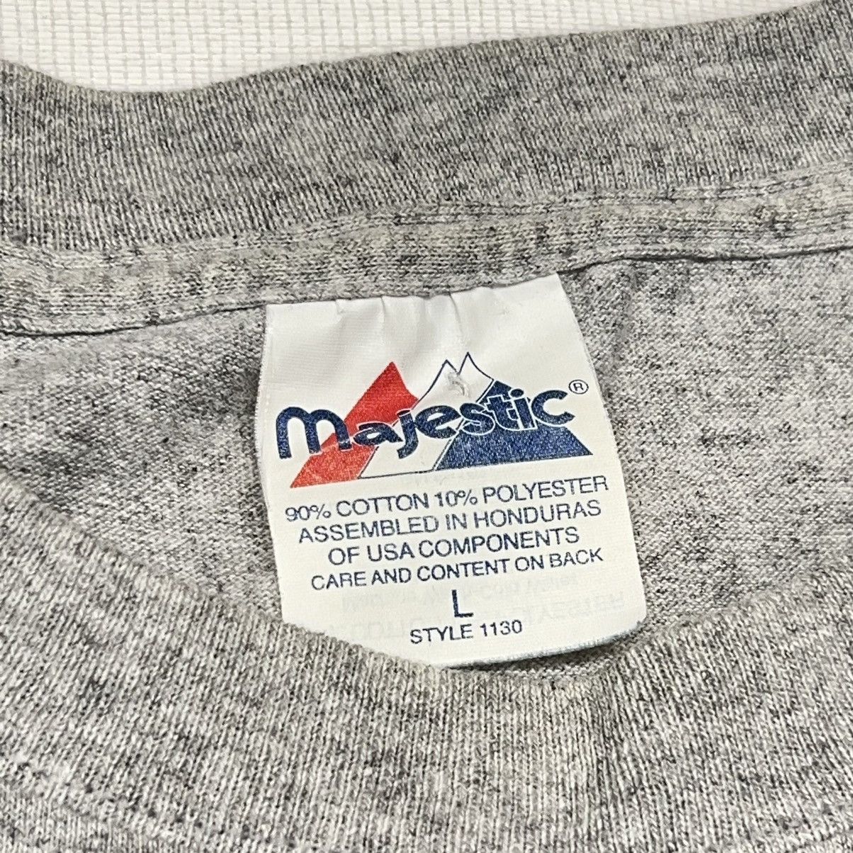 Majestic × New York Yankees × Vintage New York Yankees Tee Shirt Majestic Bottle Cap Graphic Y2K Size US L / EU 52-54 / 3 - 6 Thumbnail