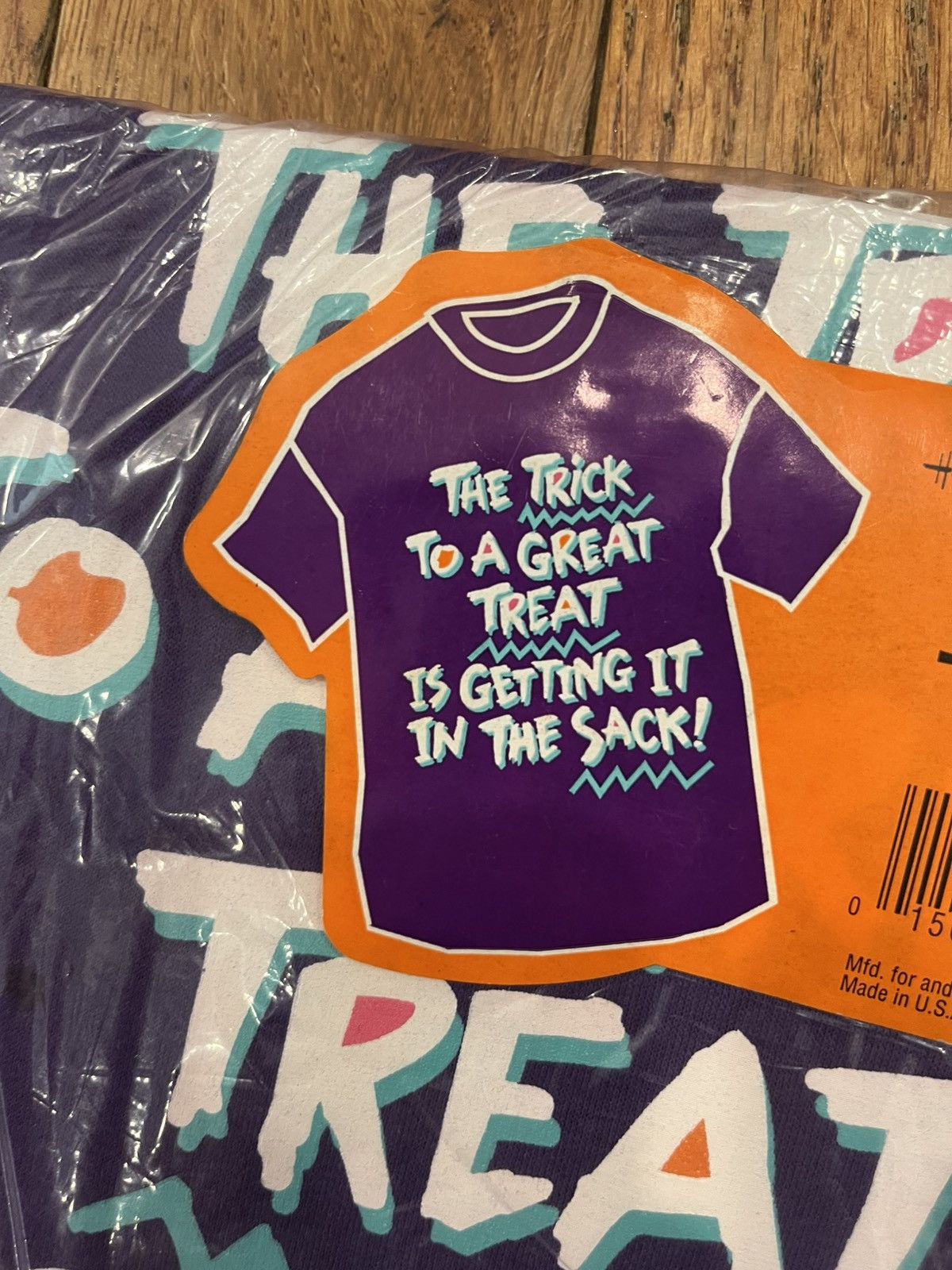 Vintage Vintage Halloween T-Shirt Hallmark XL Trick Treat New Y2K Size US XL / EU 56 / 4 - 2 Thumbnail