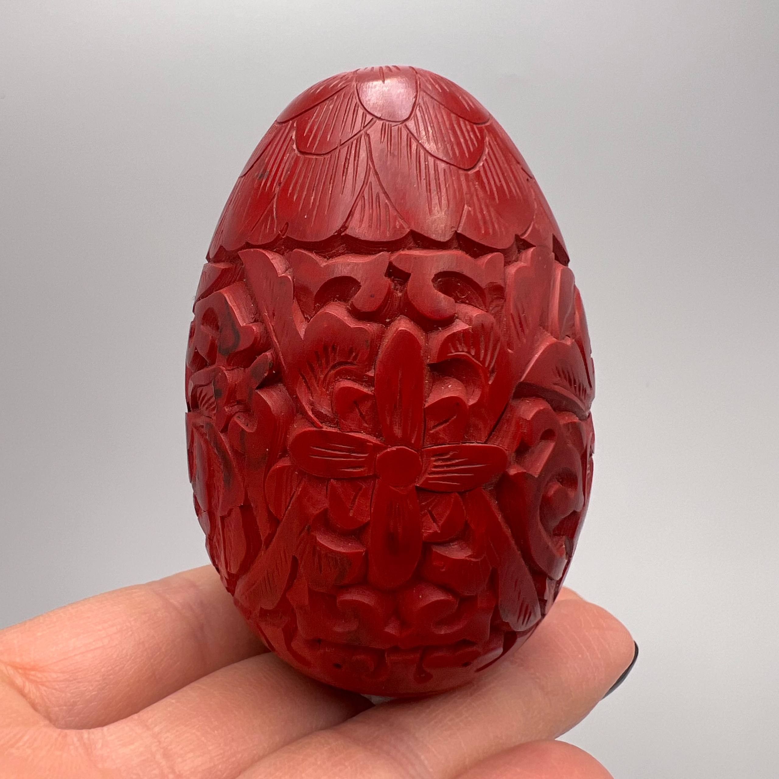 Vintage Vintage Chinese Red Carved Wooden Egg Cinnabar Style Floral Size ONE SIZE - 3 Thumbnail