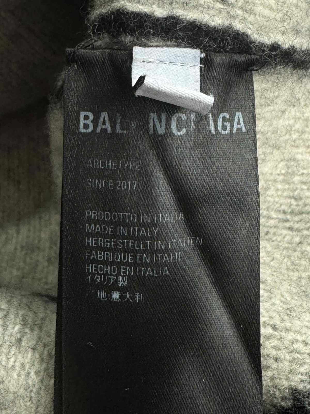 Balenciaga Balenciaga - All Over Print Wool Crewneck Size M / US 6-8 / IT 42-44 - 11 Thumbnail