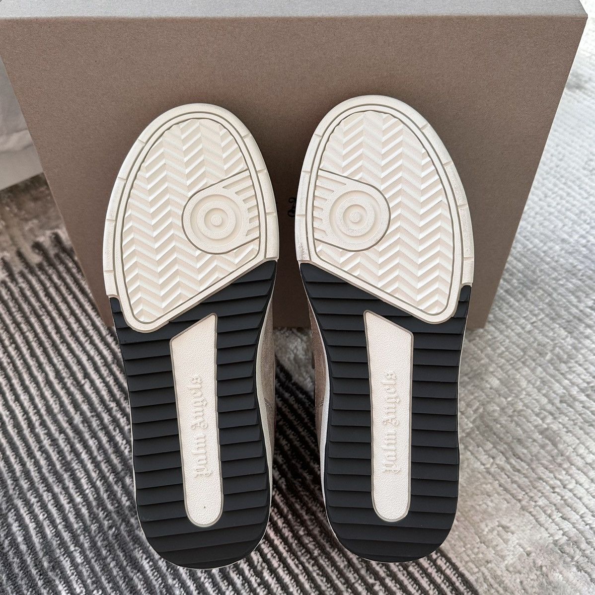 Brand New Palm Angels Hightop University Sneakers Size: 41