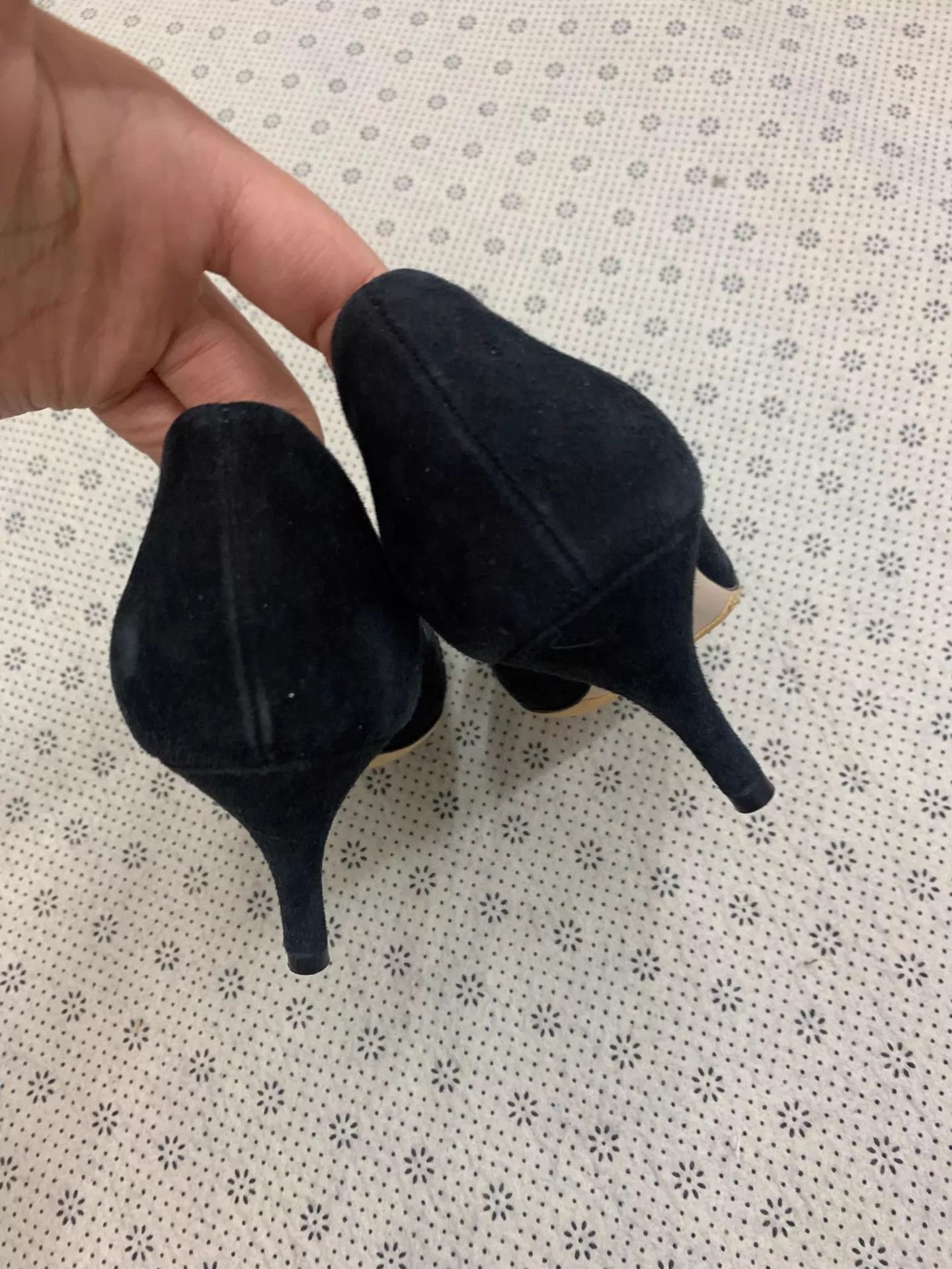 Salvatore Ferragamo SF black open toe bow heels 5 new Size US 5 / IT 35 - 4 Thumbnail
