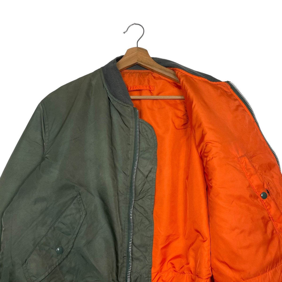 Alpha Industries Vintage Alpha Industries USAF MA-1 Nylon Bomber Size US L / EU 52-54 / 3 - 10 Thumbnail