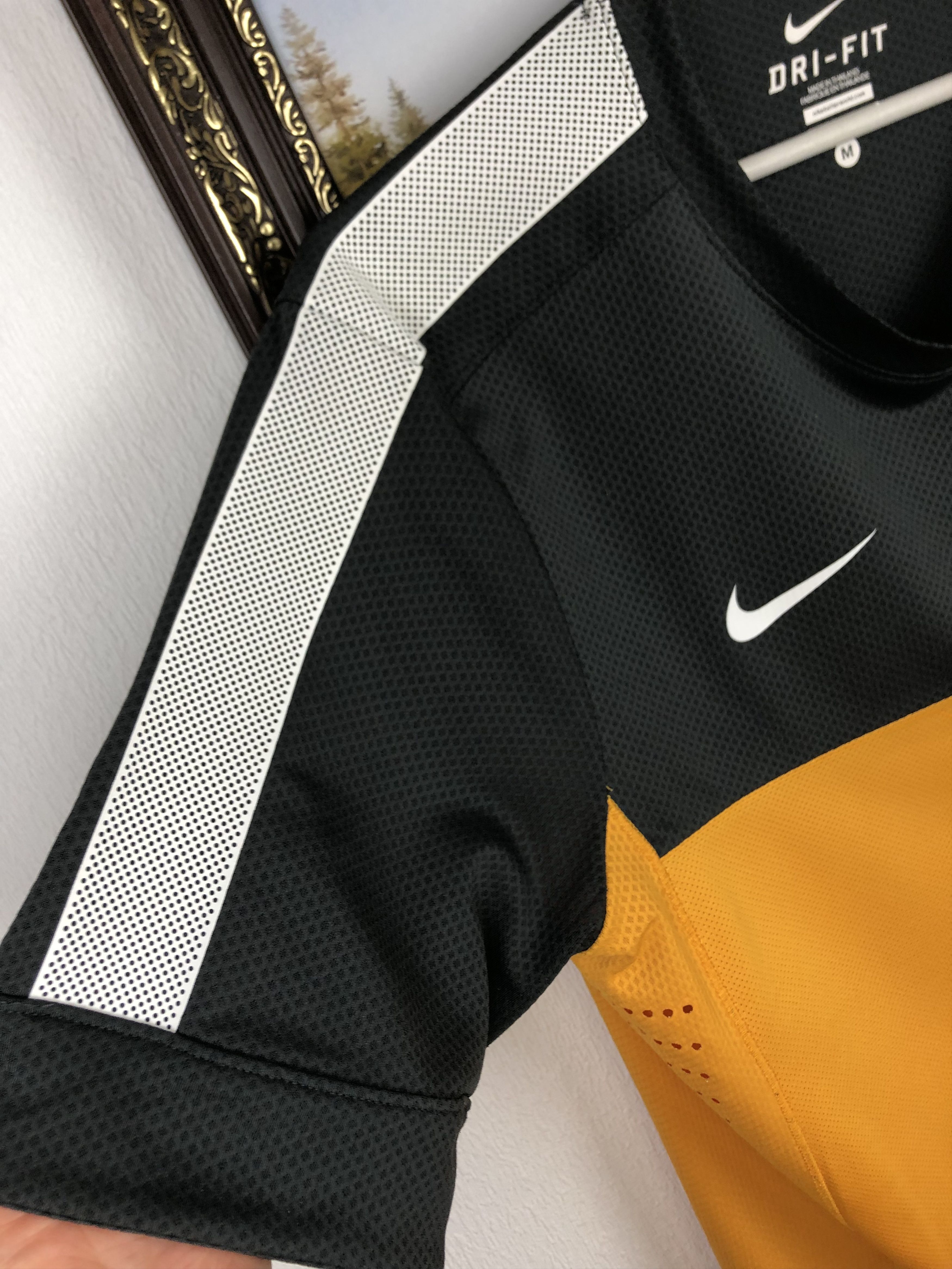 Nike Shakhtar Donetsk Football Shirt Soccer Jersey Player Issue Size US M / EU 48-50 / 2 - 8 Thumbnail