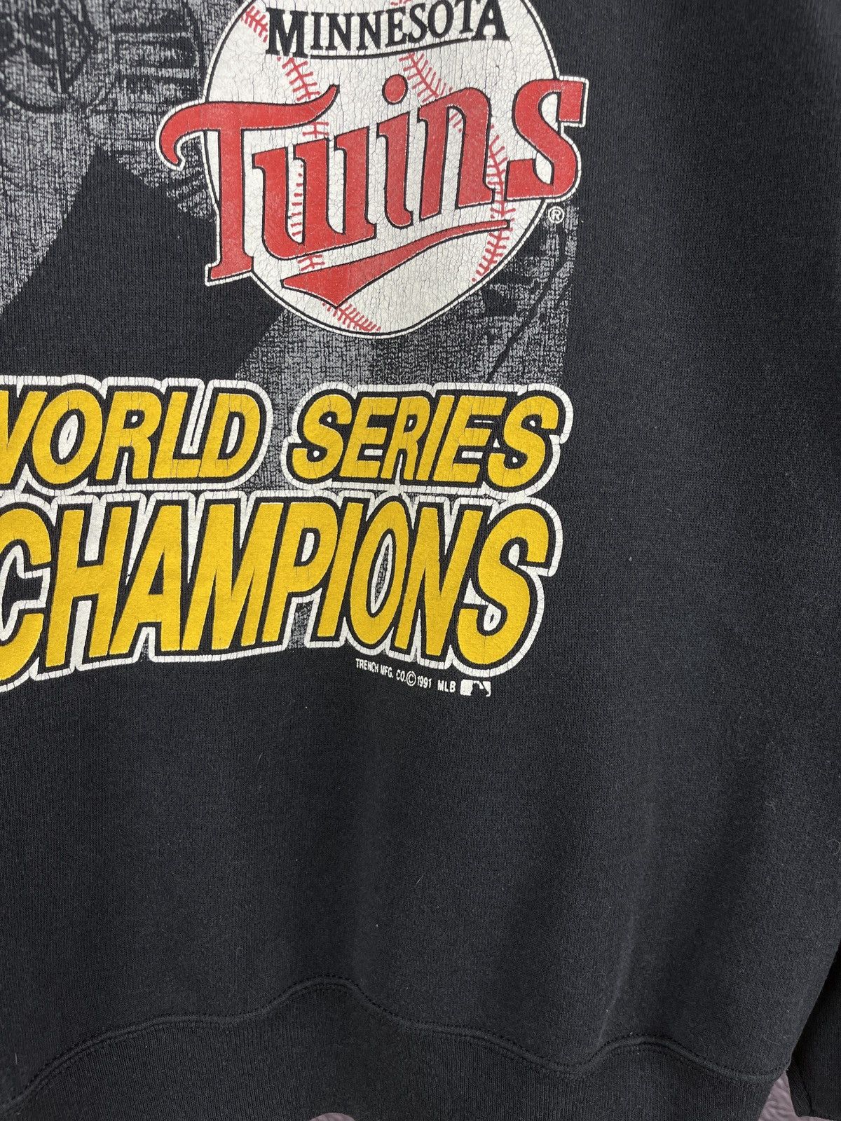 Tultex × Vintage Tultex vintage Minnesota Twins 1991 Champions sweatshirt Size US XL / EU 56 / 4 - 6 Thumbnail