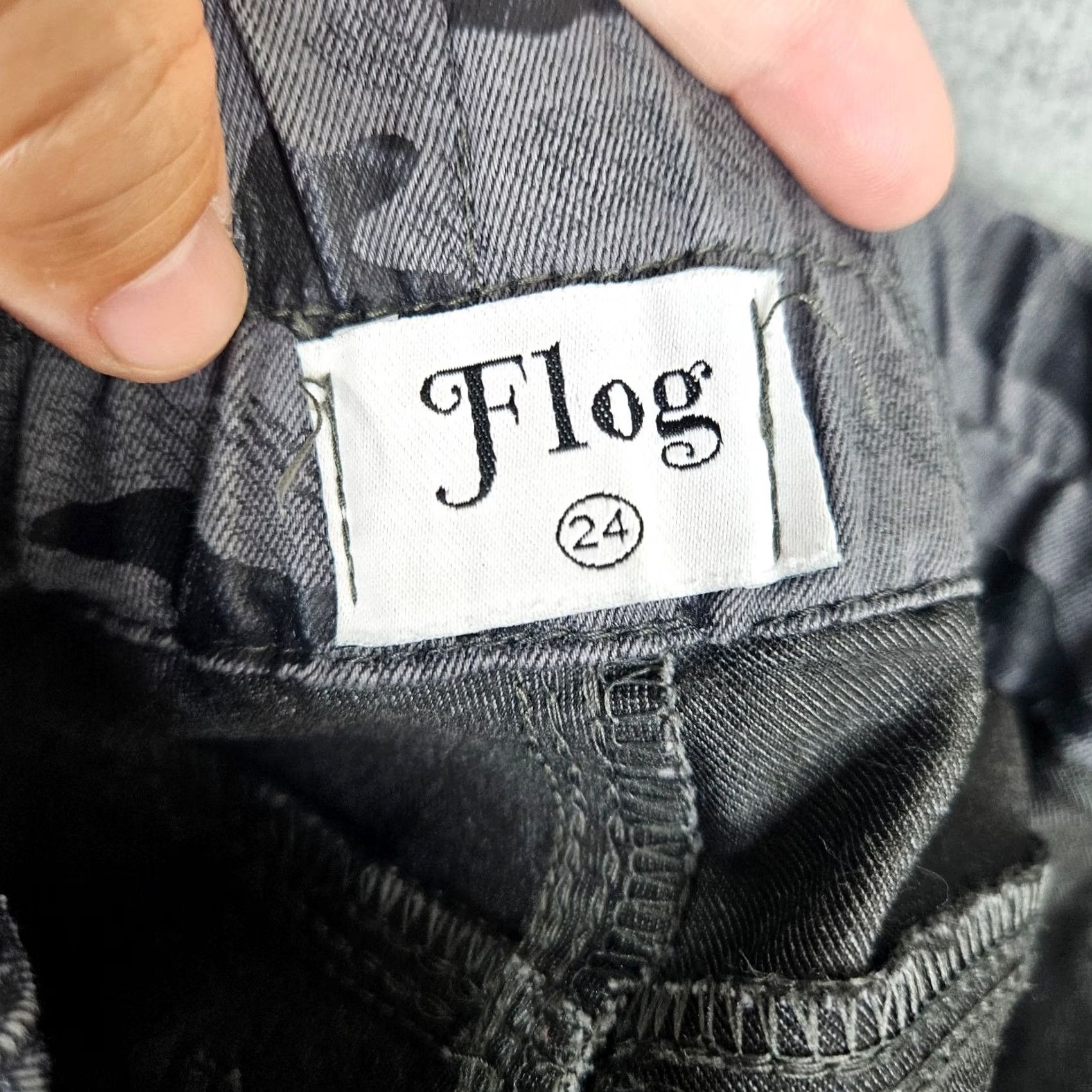 Vintage Bevy Flog Bevy Flog Gray Black Camo Women's Pull-on Elastic waist Skinny Pant Sz 24 Size 42" / US 20 - 6 Thumbnail