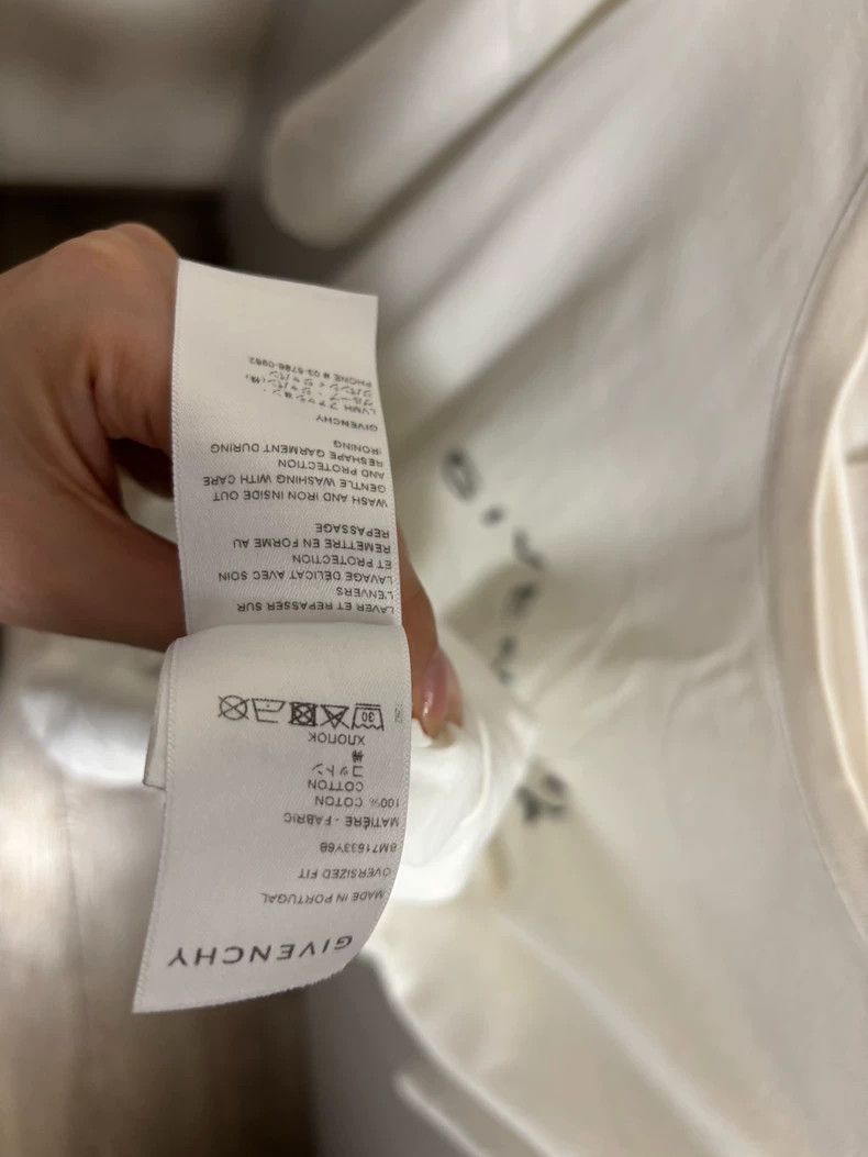 Givenchy Givenchy Men's T-Shirt Size US S / EU 44-46 / 1 - 4 Thumbnail