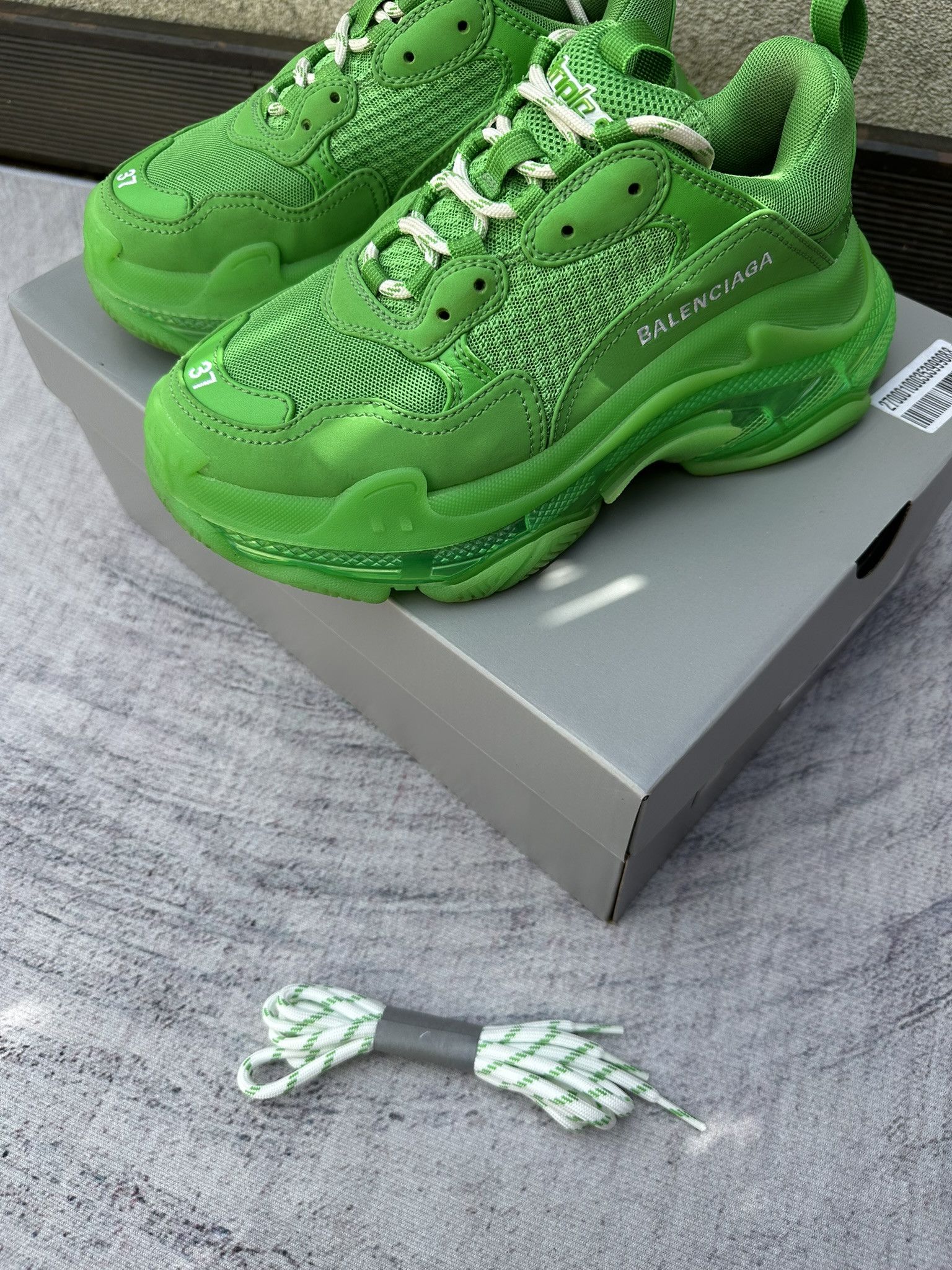Balenciaga Balenciaga Triple S Sneakers Neon Green Clear Sole Shoes Size US 7 / IT 37 - 2 Thumbnail
