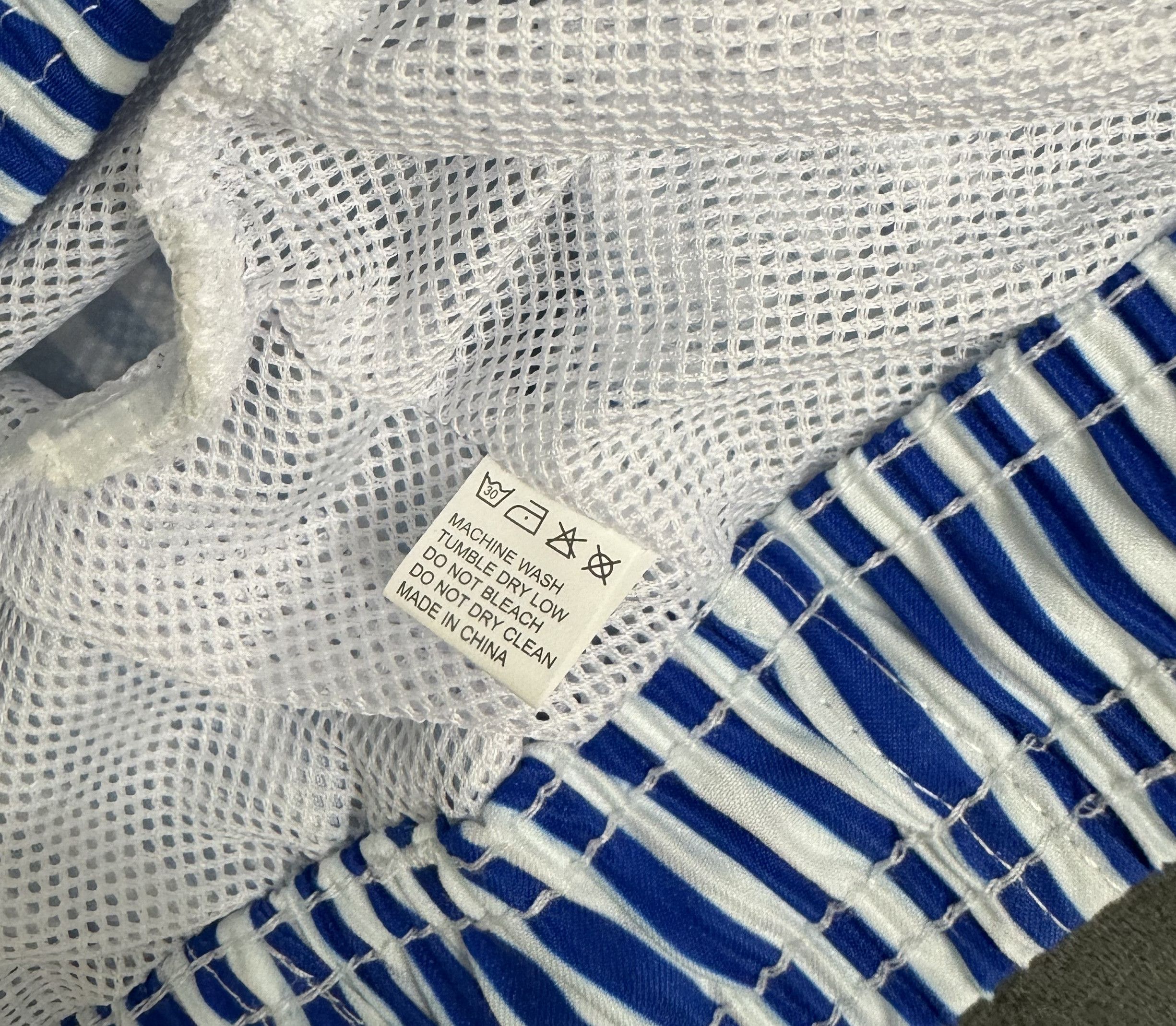 Bleach BNWT Vacay Corfu Swim Trunks White/Blue Striped Lined Size L Size US 34 / EU 50 - 9 Thumbnail