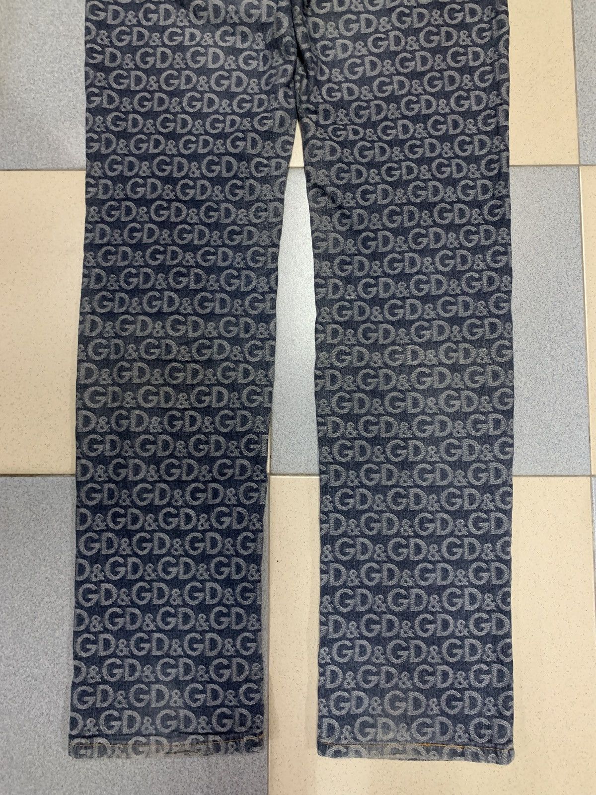 Dolce & Gabbana Vintage 2000s Dolce & Gabbana Monogram Jeans Size US 28 / EU 44 - 11 Thumbnail