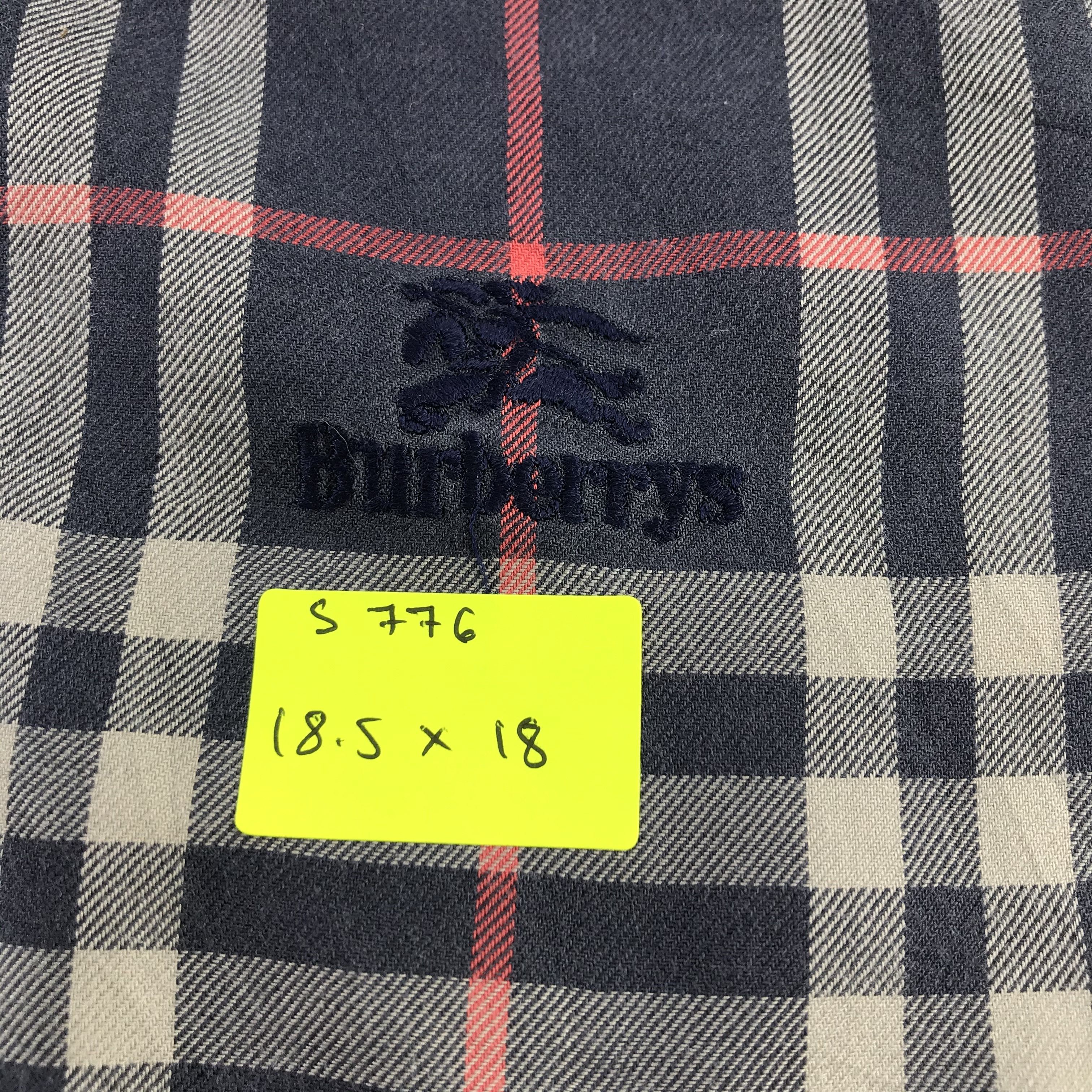 Burberry × Vintage Burberry Bandana / Handkerchief / Neckerchief - S776 Size ONE SIZE - 7 Thumbnail