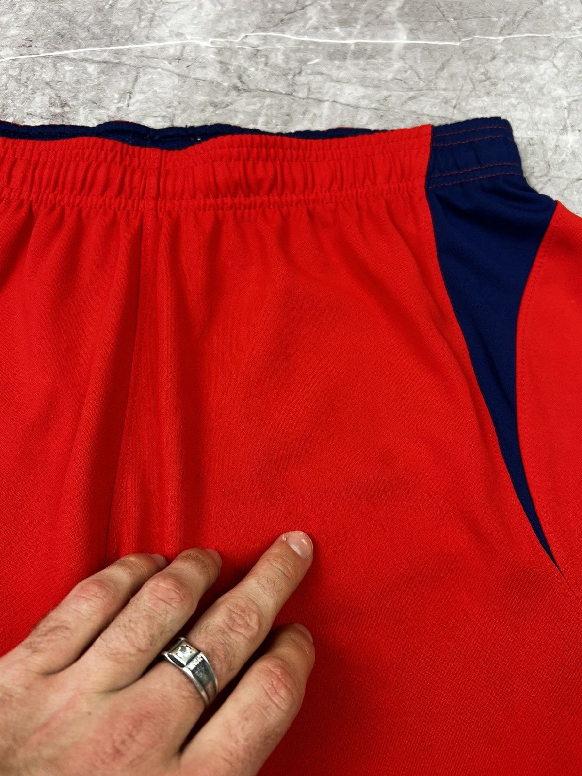 Nike × Vintage Nike England Soccer Shorts Size L Size US 33 - 4 Thumbnail