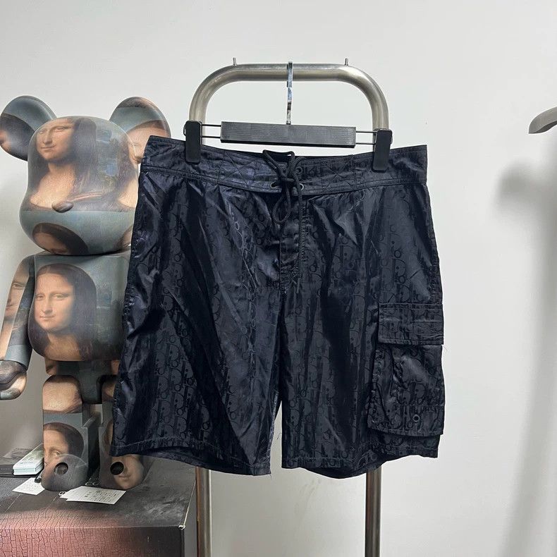 Dior Dior Size M Dark-patterned full-print shorts 2503-Nextarro Size US 32 / EU 48 - 1 Thumbnail