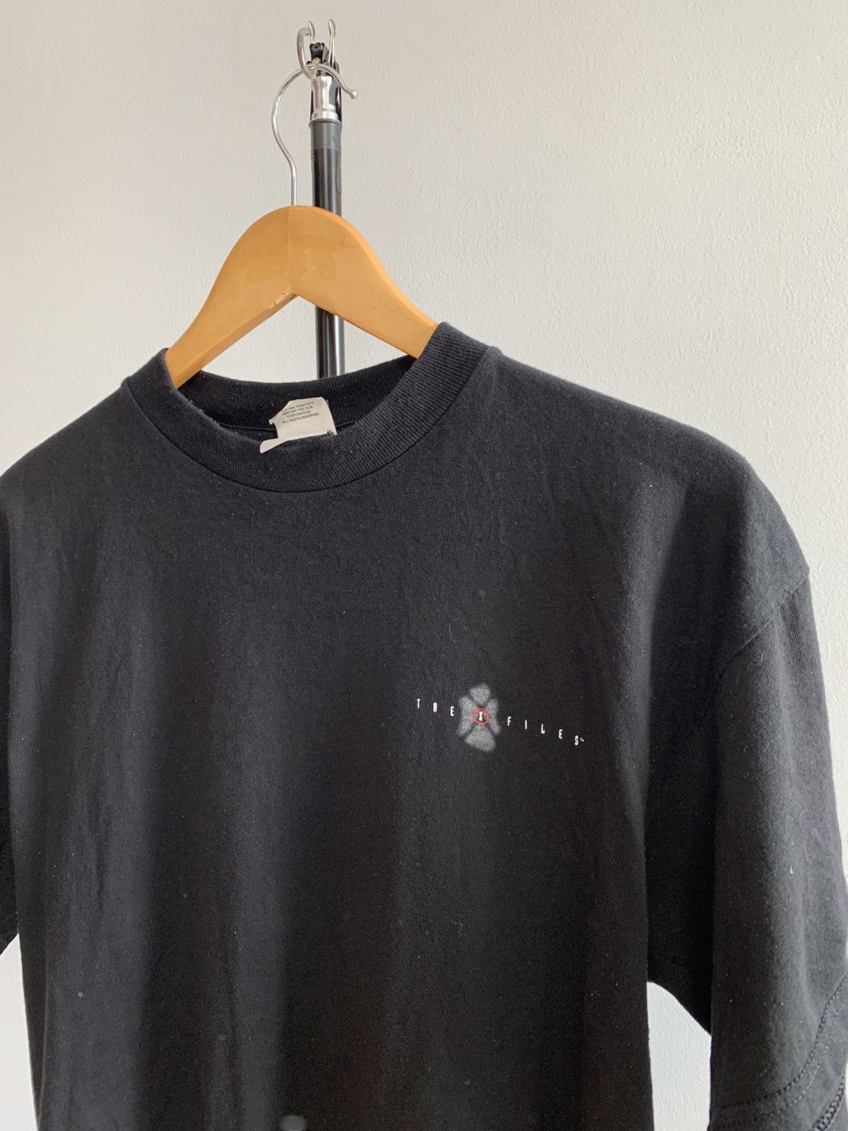 Vintage Vintage 90s X-Files Graphic Tee Size US L / EU 52-54 / 3 - 7 Thumbnail