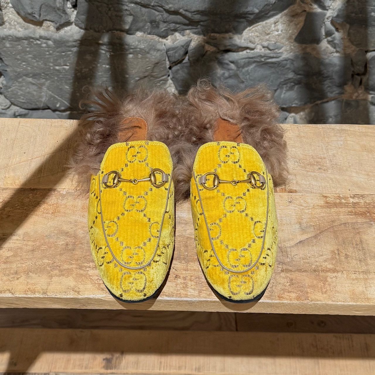 Gucci Gucci Yellow Velvet GG Princetown Fur-lined Slippers Mules Size US 8.5 / IT 38.5 - 3 Thumbnail