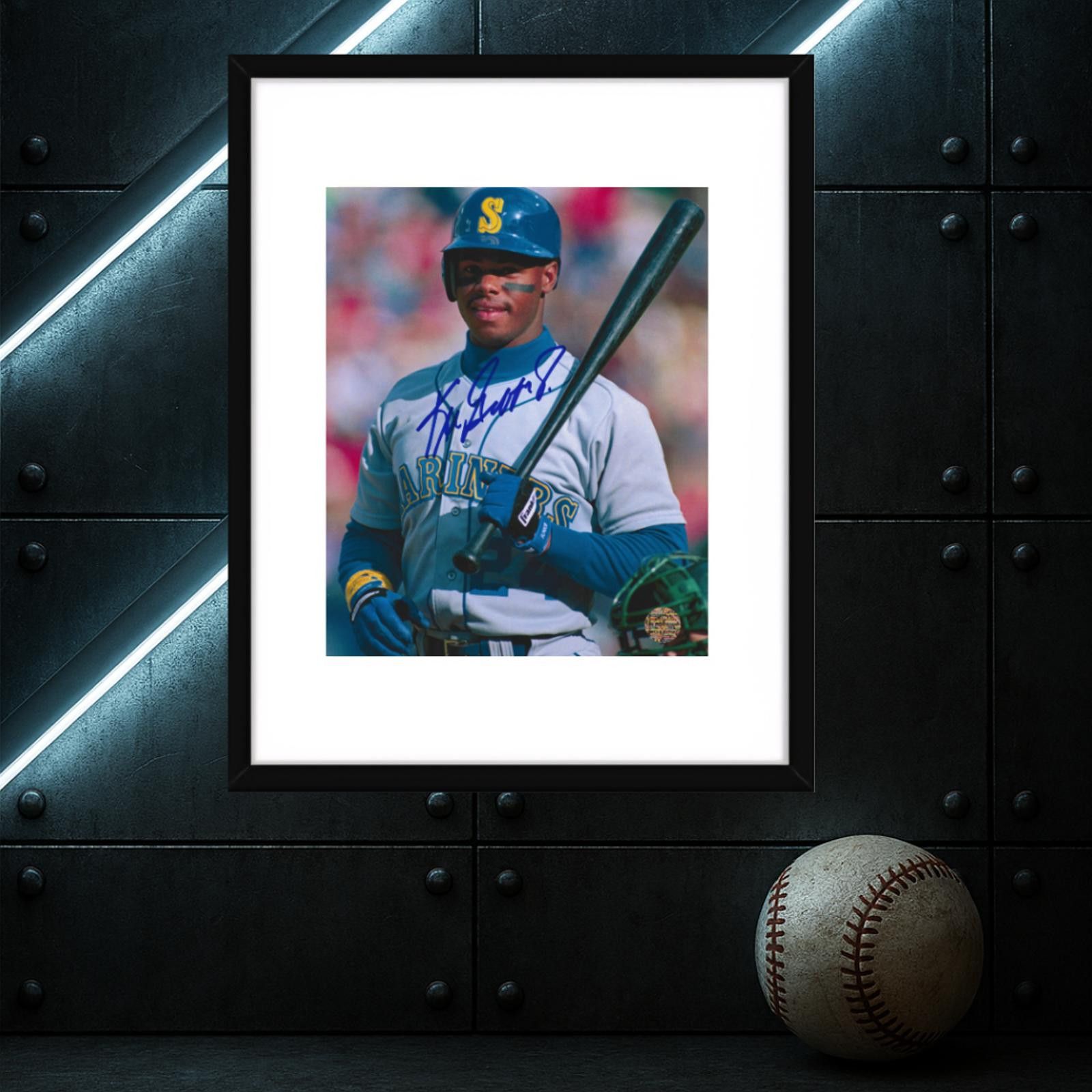 Other Ken Griffey JR Seattle Mariners 8x10 Autographed COA W/Frame Size ONE SIZE - 1 Thumbnail