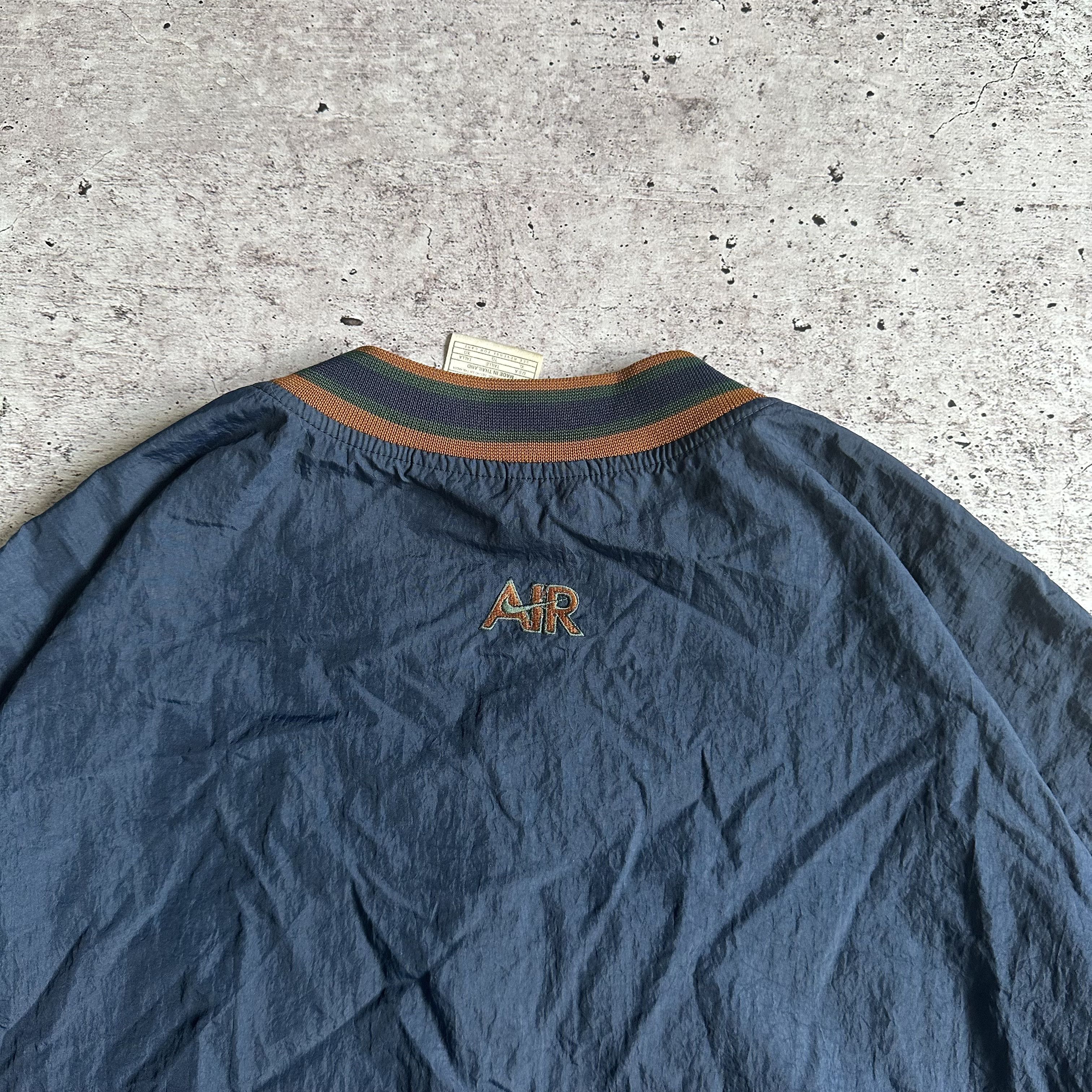 Nike NIKE VINTAGE Y2K BIG BROWN SWOOSH LOGO NYLON SWEATSHIRT Size US XL / EU 56 / 4 - 6 Thumbnail