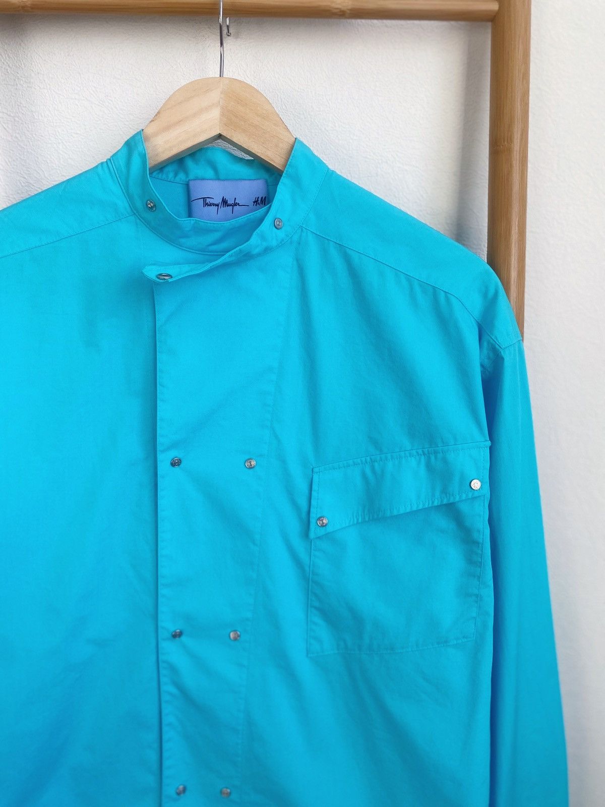 H&M × Mugler × Thierry Mugler Mugler x H&M Double-breasted Poplin Shirt Size М Size US M / EU 48-50 / 2 - 7 Thumbnail
