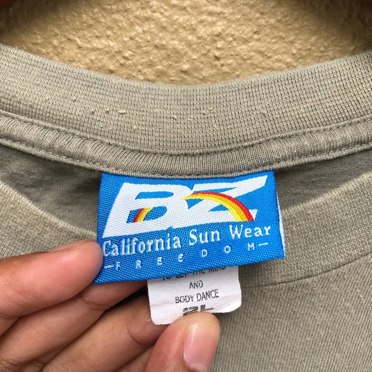 Vintage Sunfaded Vintage BZ California Sun Wear Surfing Tees Size US XL / EU 56 / 4 - 4 Thumbnail