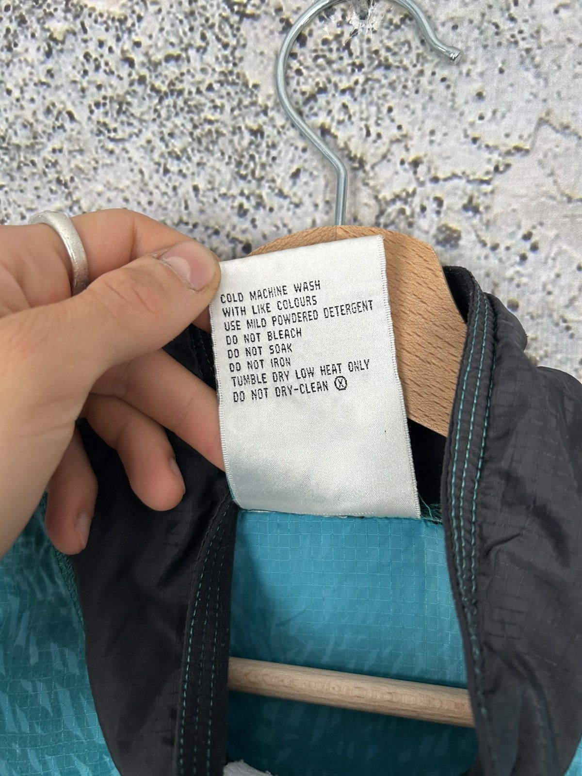 Adidas Adidas Equipment 90s Vintage Sportswear Vest Streetwear Rare Size US L / EU 52-54 / 3 - 7 Thumbnail