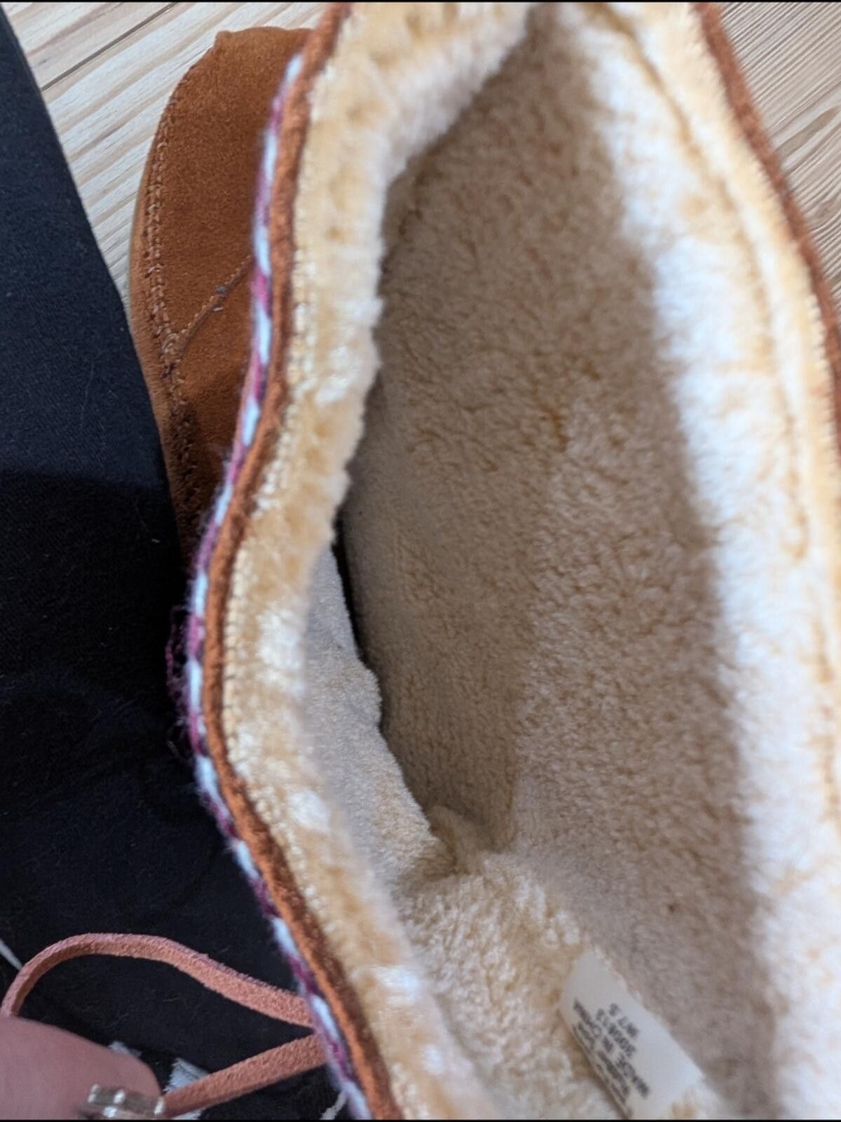 Toms Toms Suede Moccasin Boots in Rust Orange with Trim Size US 7.5 / IT 37.5 - 4 Thumbnail