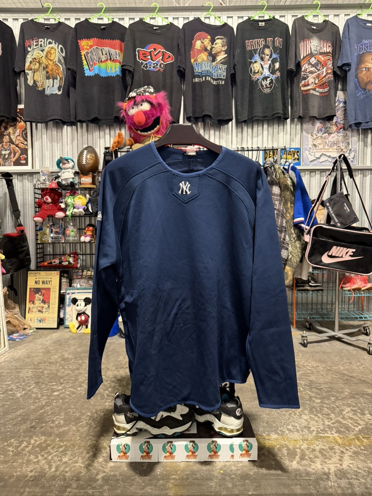 New York Yankees 2000s Vintage New York Yankees Therma Base Longsleeve XXL Size US XXL / EU 58 / 5 - 1 Thumbnail