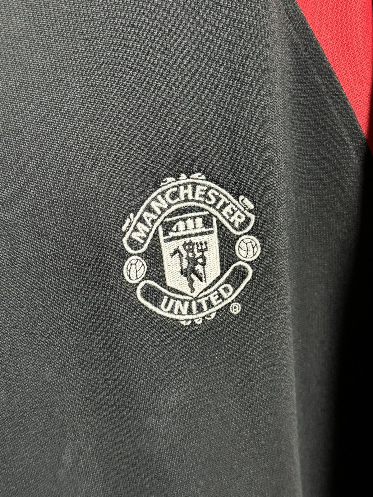 Umbro Vintage Manchester United 99/00 Training Football Jersey Size US L / EU 52-54 / 3 - 3 Thumbnail