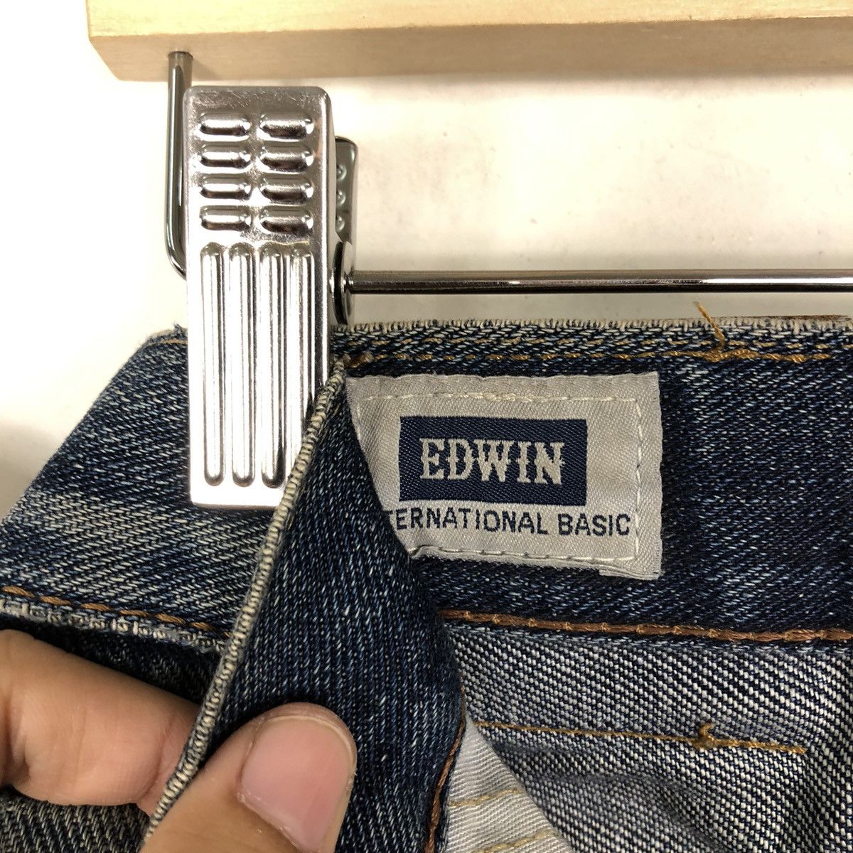 Edwin 🔥90’s VINTAGE EDWIN MADE IN JAPAN JEANS DISTRESSED DENIM Size US 35 - 16 Thumbnail