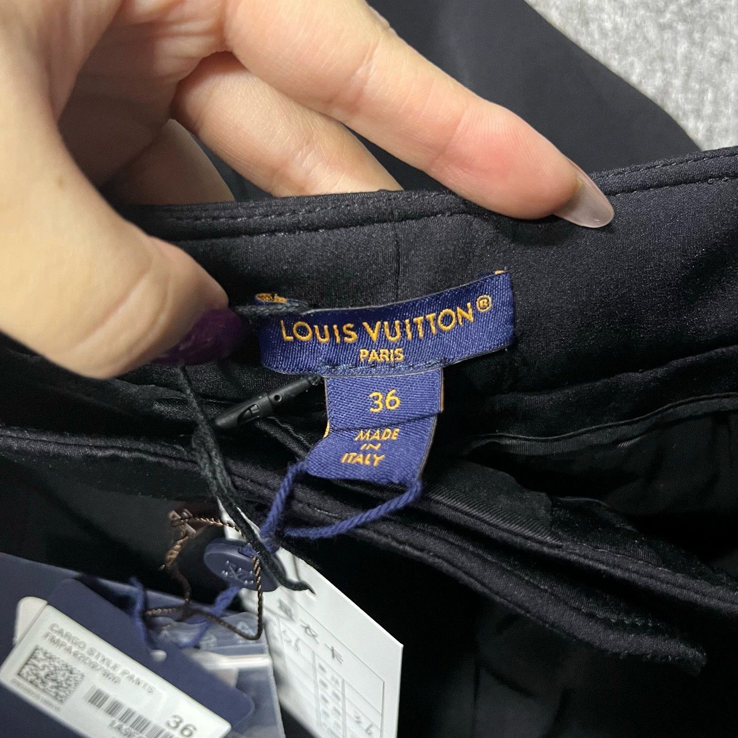 Louis Vuitton louis vuitton black cargo pants size 36 Size US 36 / EU 52 - 4 Thumbnail