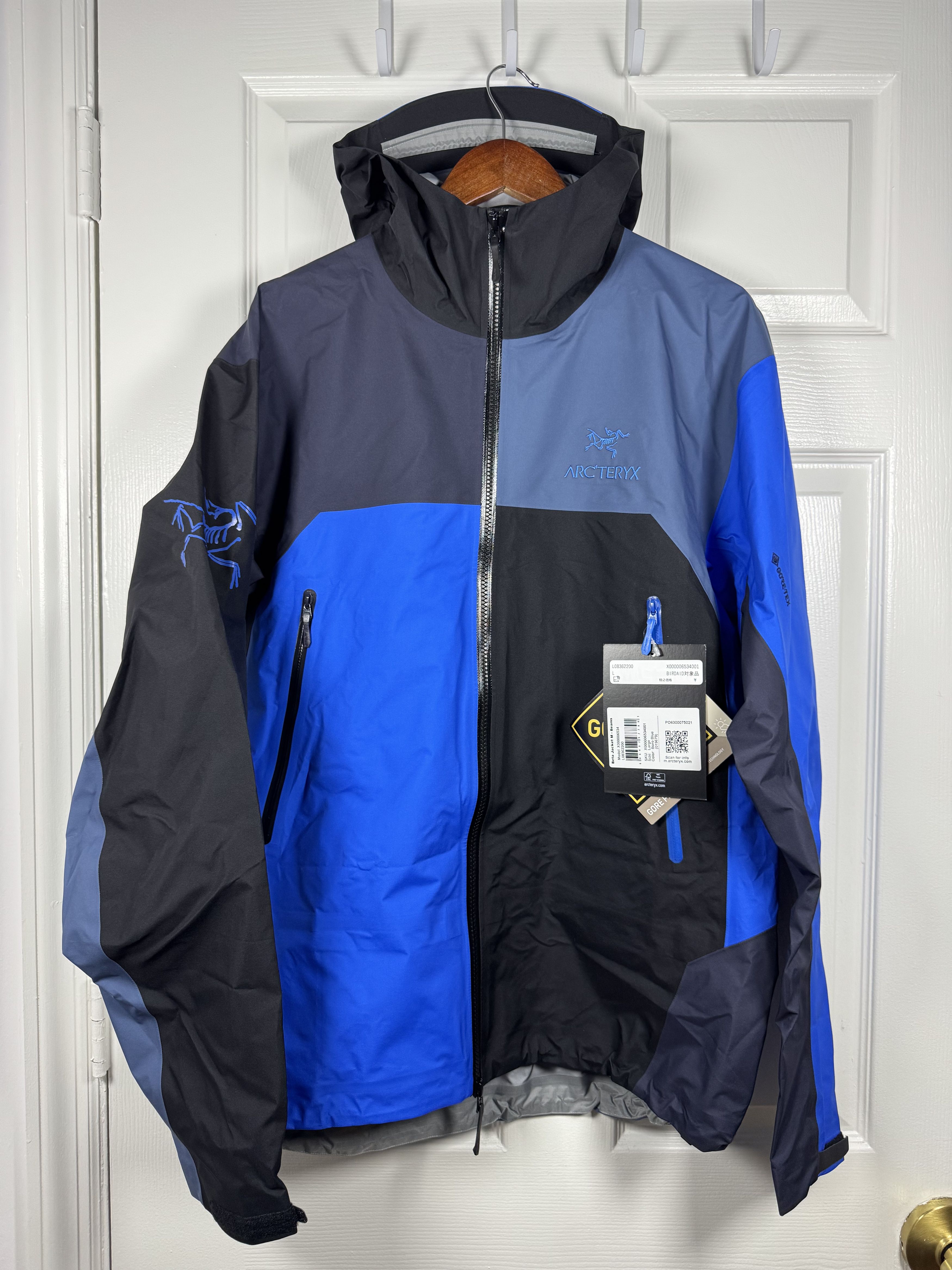 Arc'teryx × Beams Plus BEAMS x Arc'teryx Beta Jacket (Boro Blue