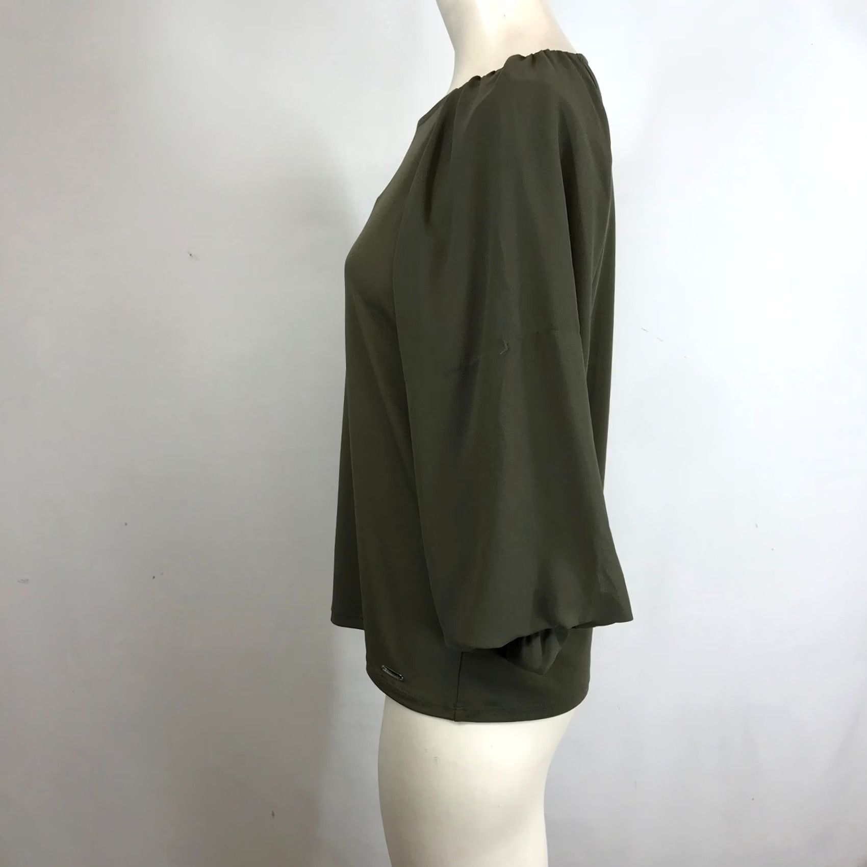 Calvin Klein VINTAGE: Calvin Klein Women Small Olive Green 3/4 Sleeve Boat Neck Top Modern Essentials Size S / US 4 / IT 40 - 6 Thumbnail