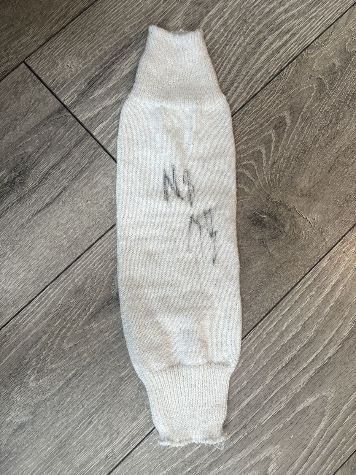 Other 2hollis + Natesib signed leg warmer Size ONE SIZE - 2 Thumbnail