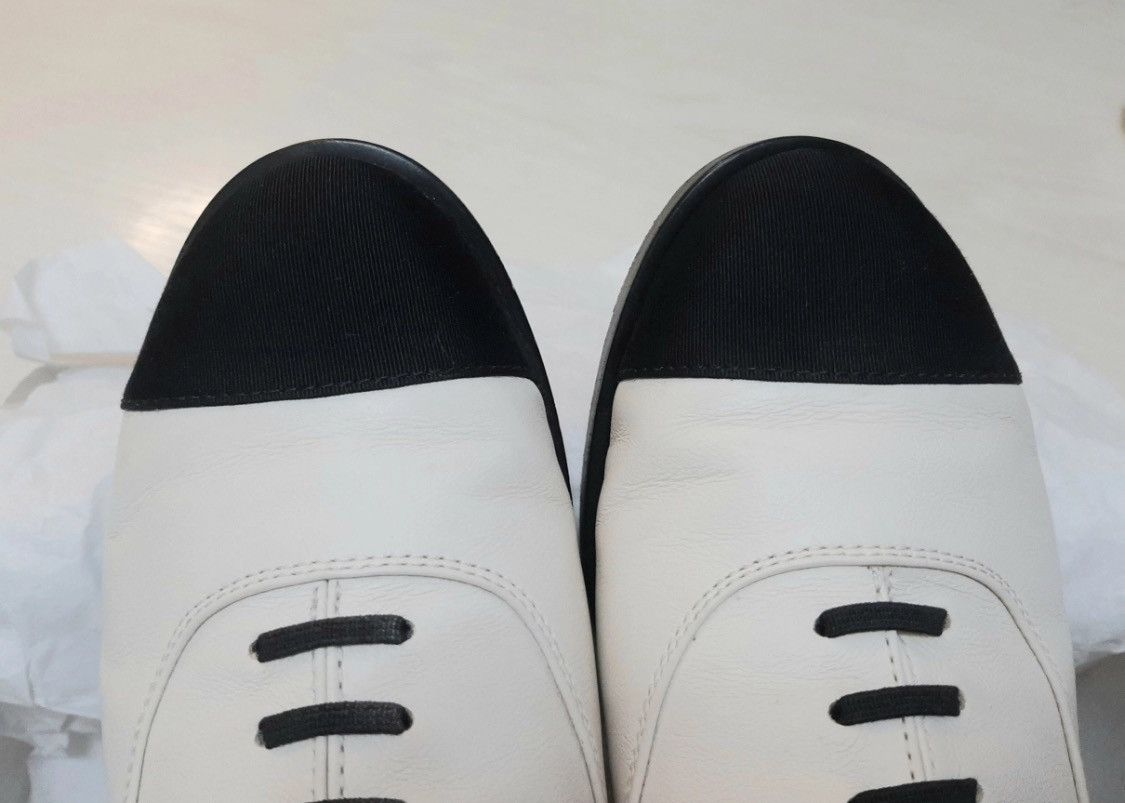 Chanel Lace-ups from CHANEL Cruise 2019 La Pausa Collection. Size US 8 / IT 38 - 7 Thumbnail