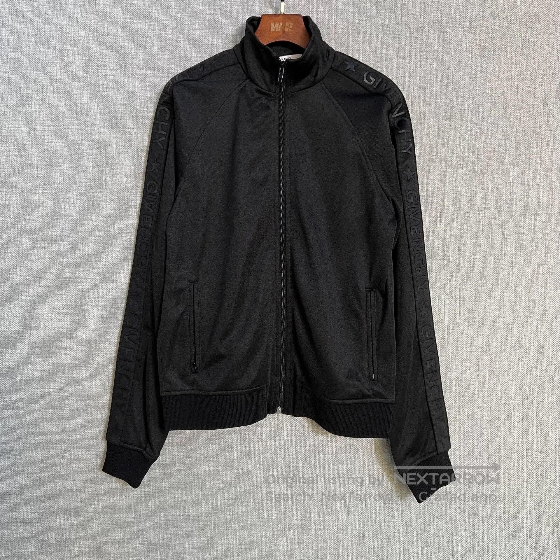Givenchy Givenchy Black Logo Tape Zipper Jacket. Size XS / US 0-2 / IT 36-38 - 1 Thumbnail