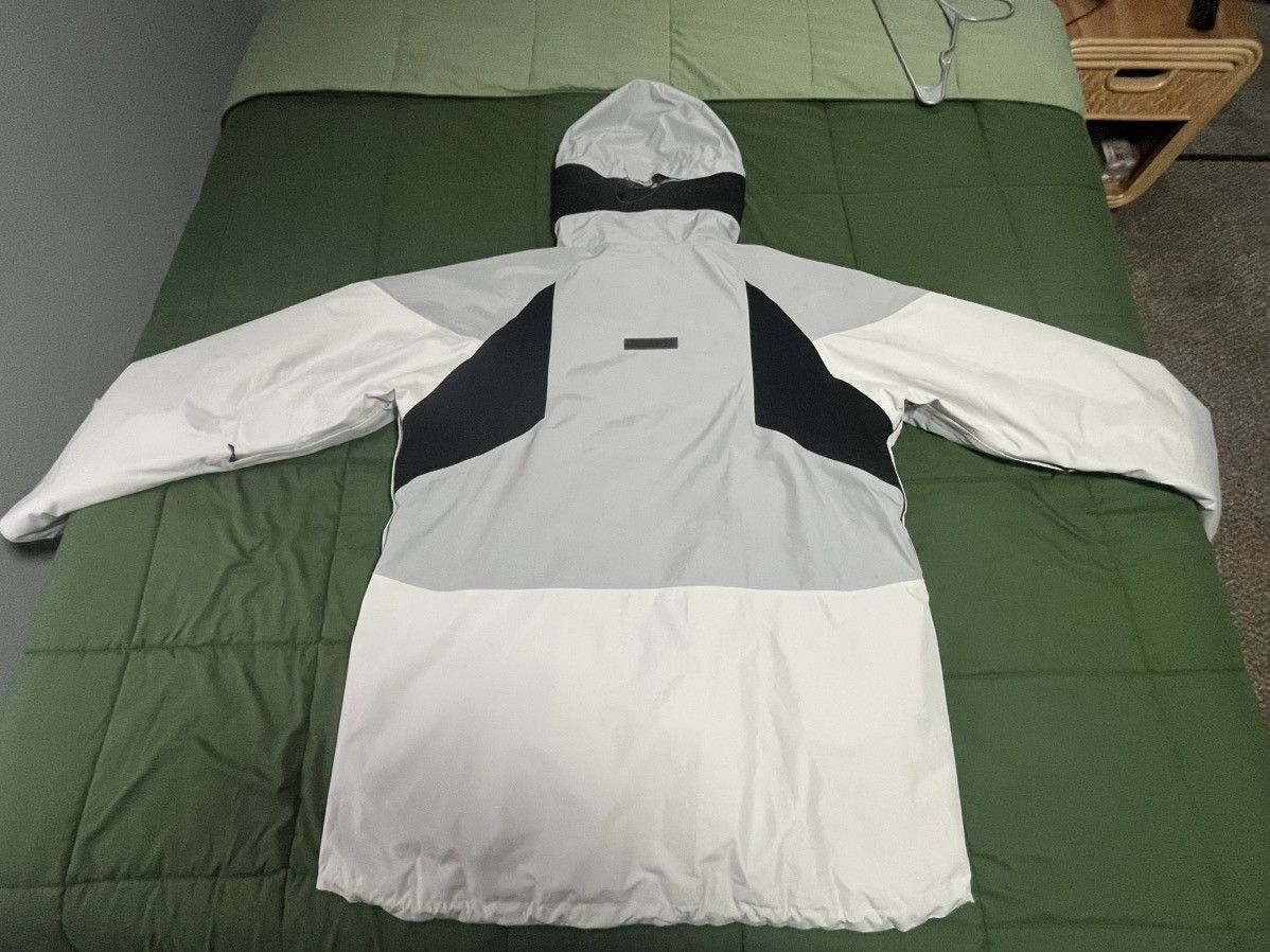 Burton Burton Carbonate GORE-TEX 2L Size US XXL / EU 58 / 5 - 2 Thumbnail
