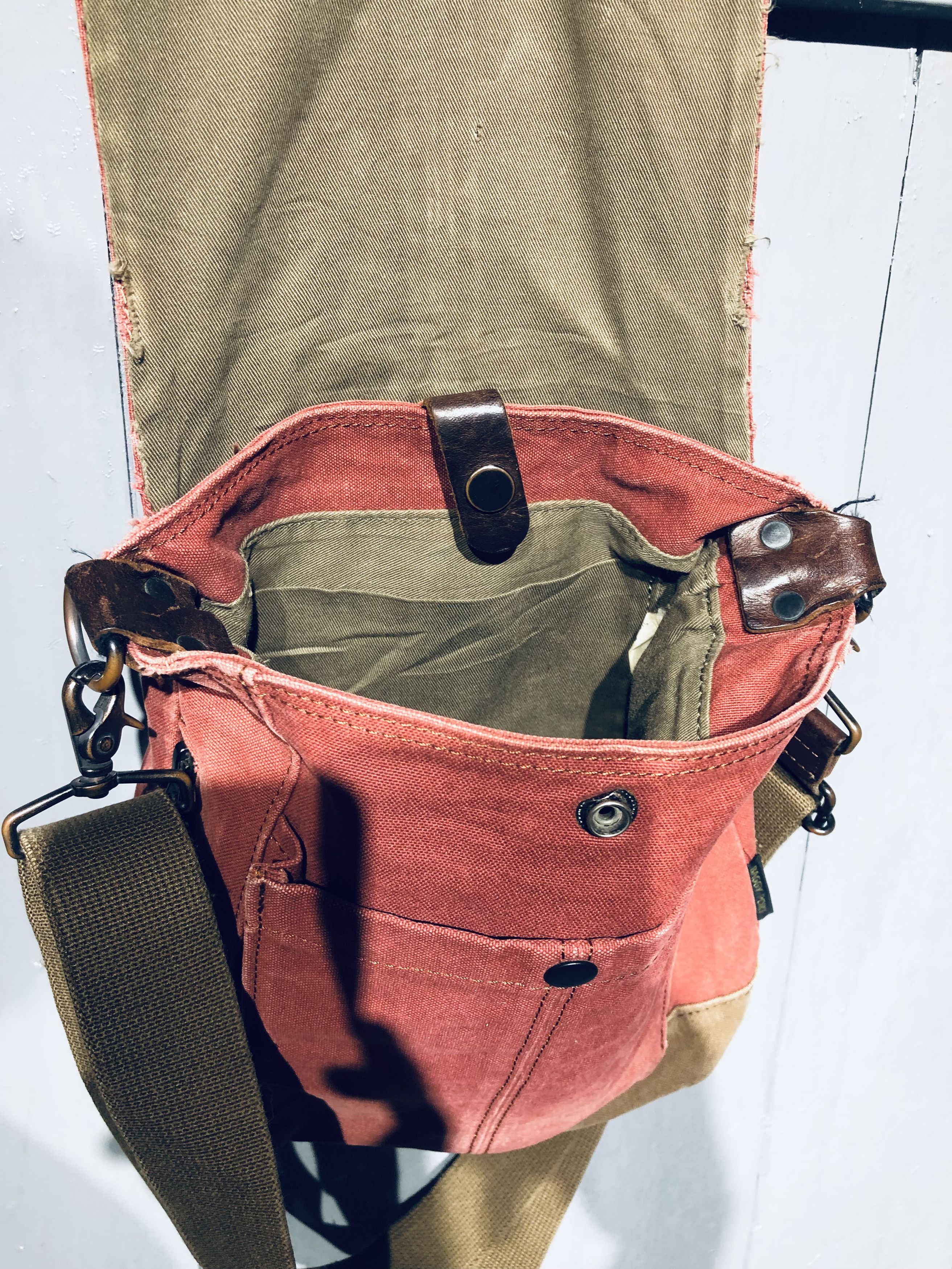 Canvas × Japanese Brand STYLE‼️JAPANESE BAGGY PORT STYLE CROSSBODY BAG Size ONE SIZE - 9 Thumbnail