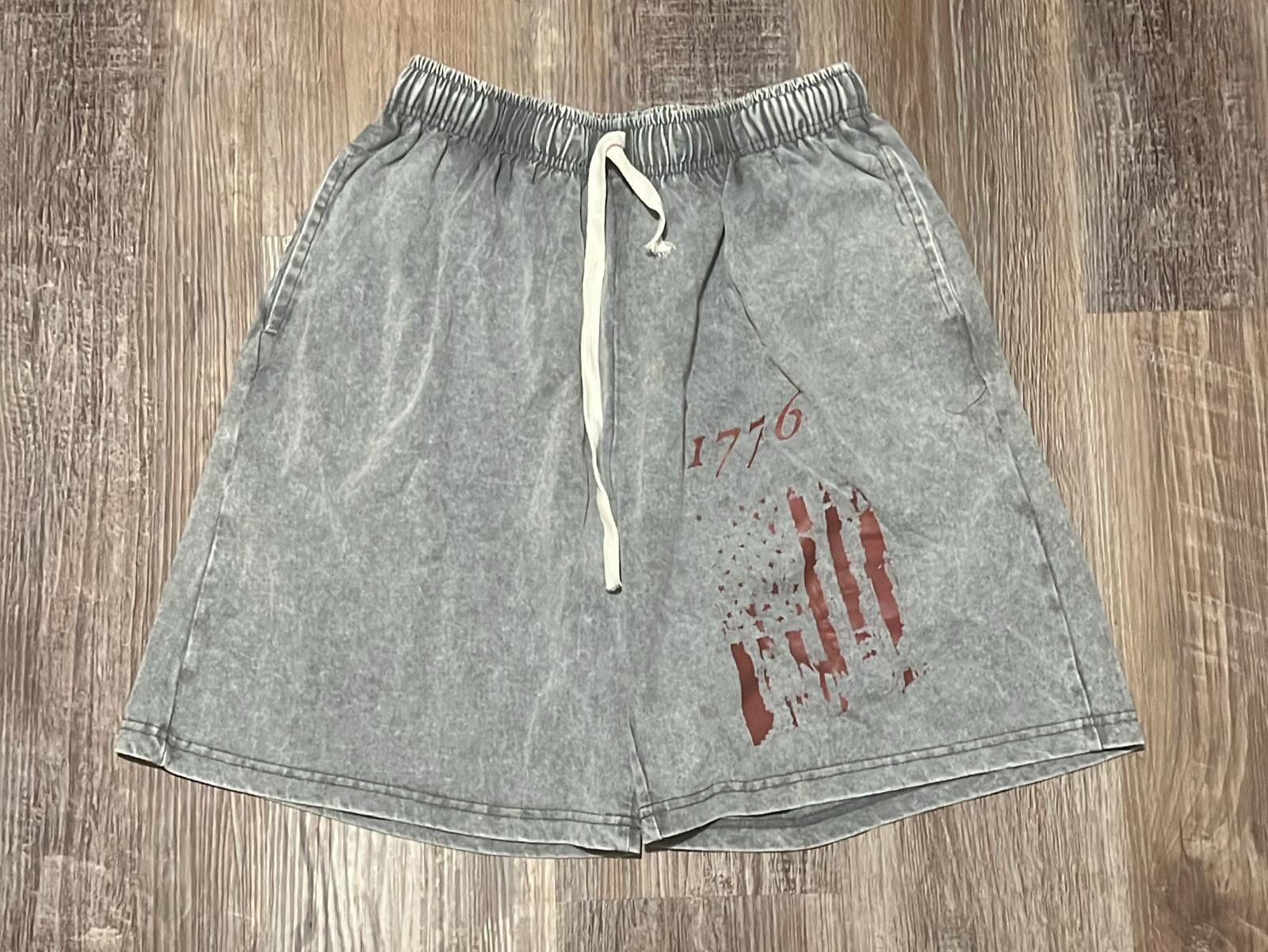 Designer E#6141-S-cotton 100%, super soft & comfy, graphic shorts Size US 30 / EU 46 - 1 Preview