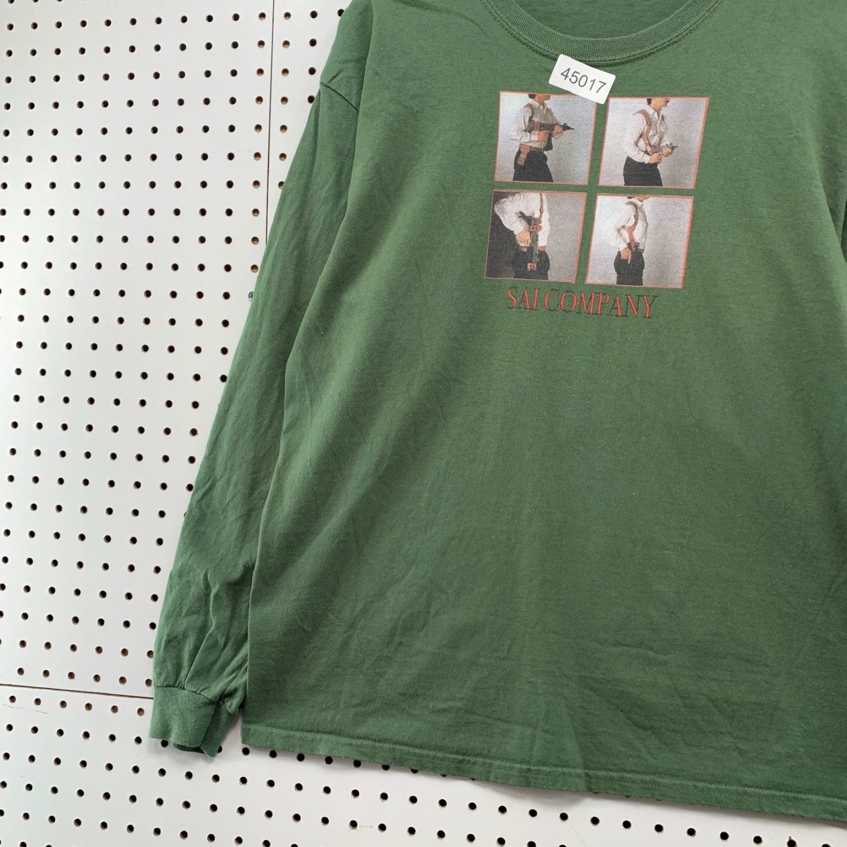 Gildan SAI Company Shirt Mens Medium Green Salient Arms International Long Sleeve Shirt Mens M Green Salient Arms International Long Sleeve Size US M / EU 48-50 / 2 - 3 Thumbnail