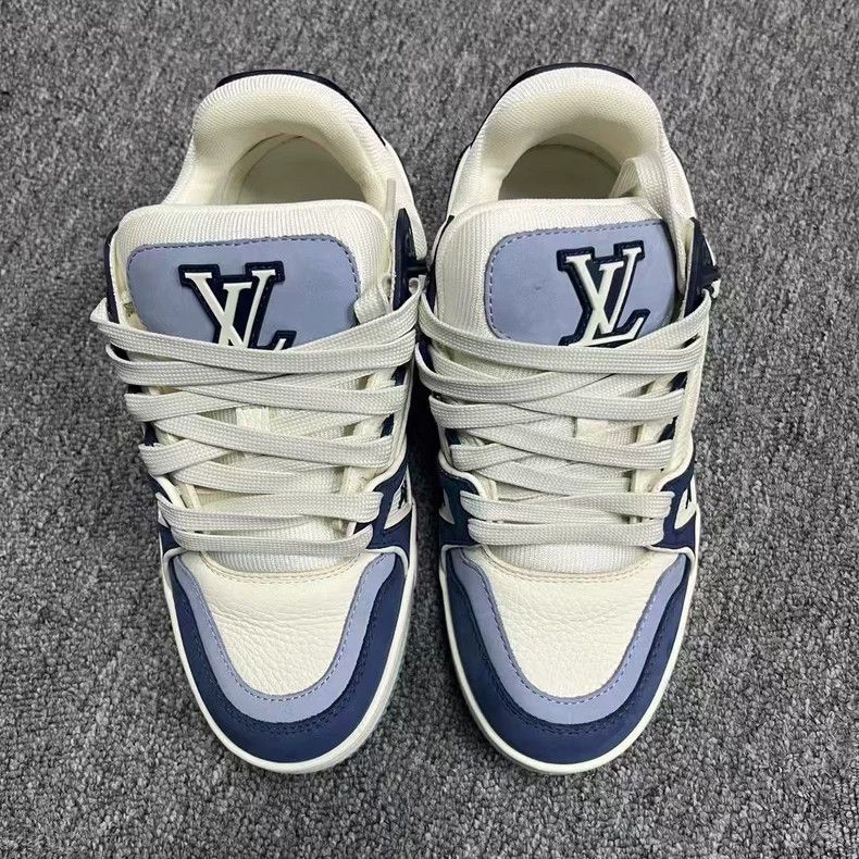 Louis Vuitton Louis Vuitton size 2 Blue and white round toe lace-up low b Size US 6.5 / EU 39-40 - 2 Thumbnail