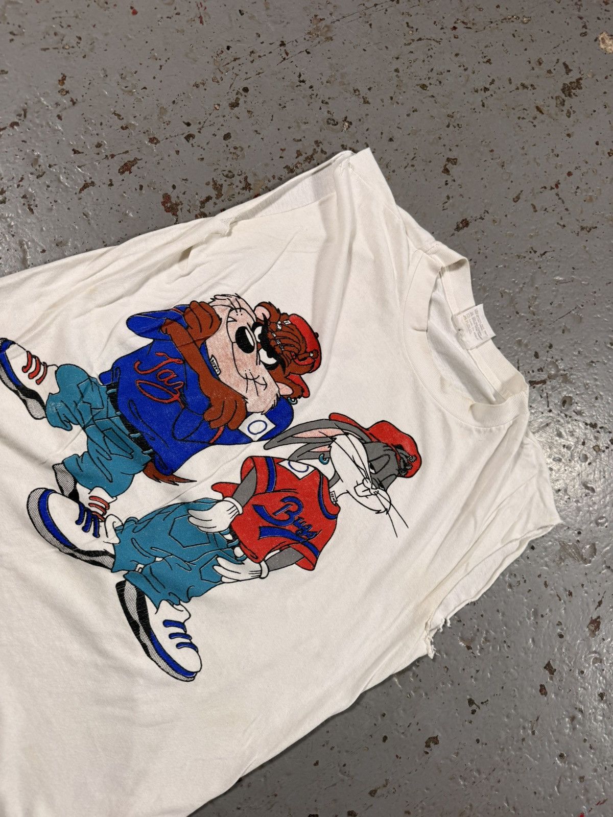 Other Vintage Looney Toons Bugs and Taz Cutoff Yee Size US L / EU 52-54 / 3 - 4 Thumbnail