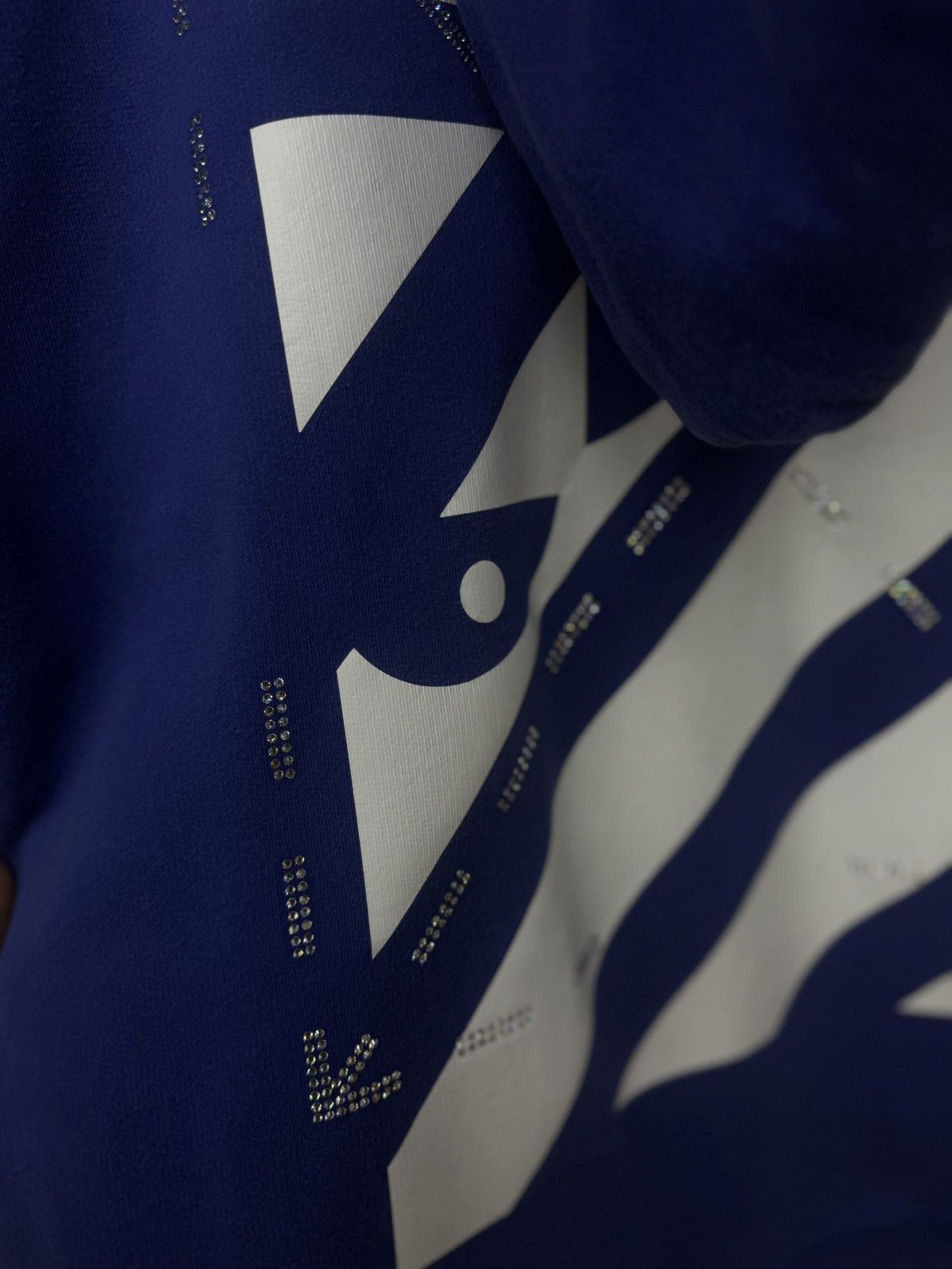 Off-White Off White Pullover Blue Stones Hoodie Size XL RARE Size US XL / EU 56 / 4 - 12 Thumbnail