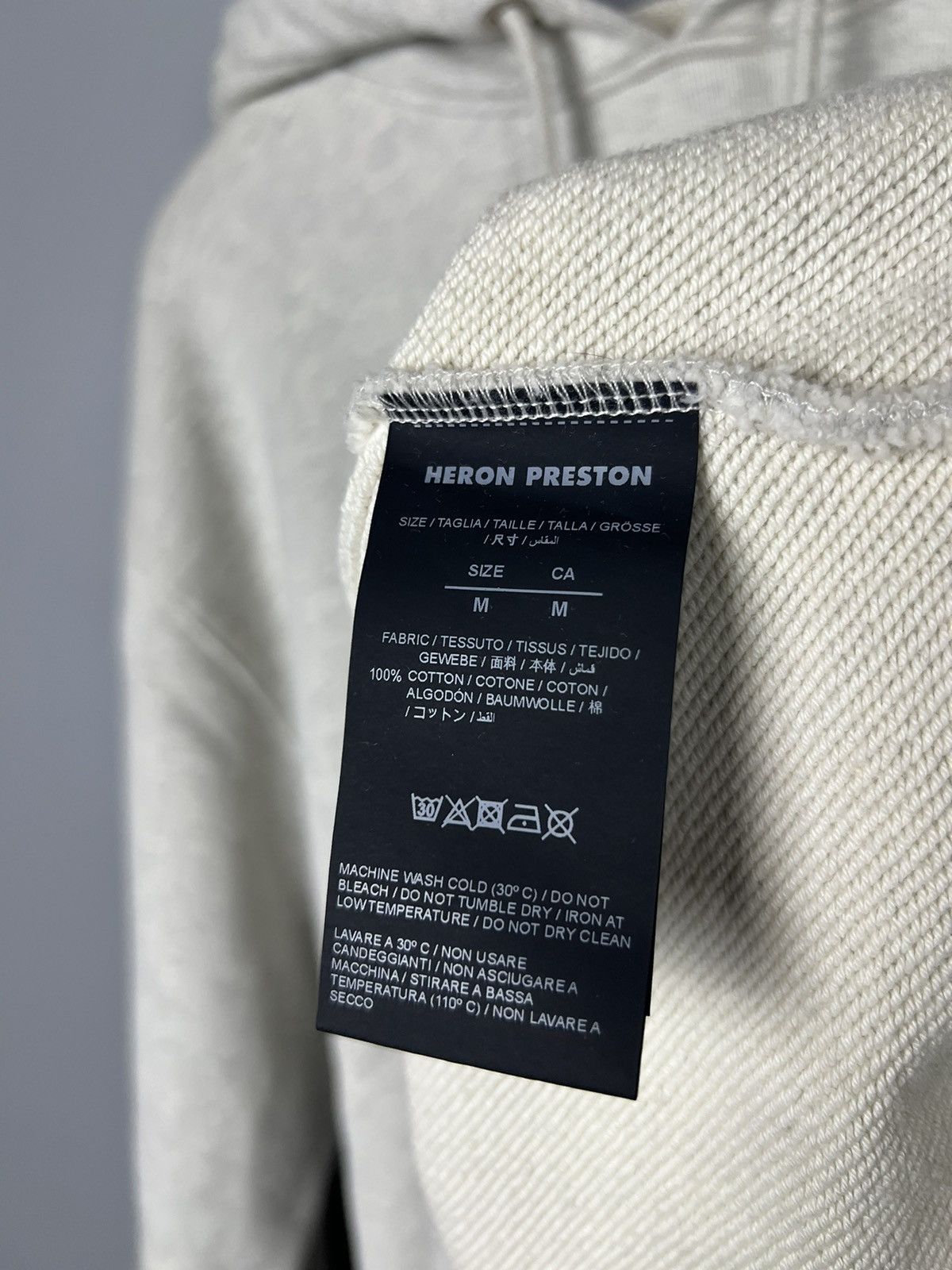 Heron Preston (M) Heron Preston Periodic Pocket Hoodie Grey authentic RARE Size US M / EU 48-50 / 2 - 12 Thumbnail