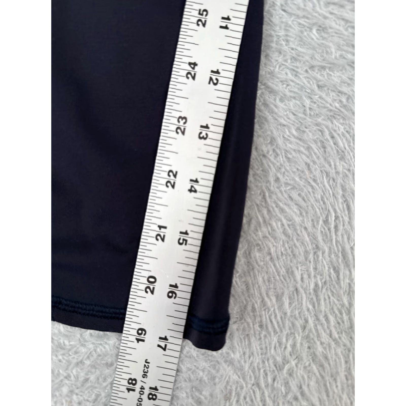 Lululemon Lululemon Pants Womens 4 Blue Train Times Crop 17" Full-On Luxtreme W6ADDS Cropped Athleisure Yoga Tapered Inseam 17 in Women's Regular Size 27" / US 4 / IT 40 - 6 Thumbnail