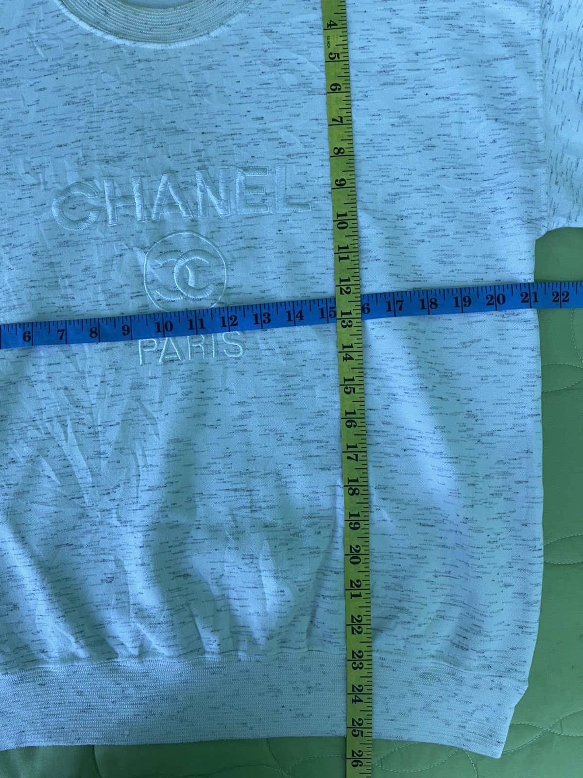Vintage Vintage Chanel Embroidered Bootleg 90's Grey Sweatshirt Size US M / EU 48-50 / 2 - 9 Thumbnail