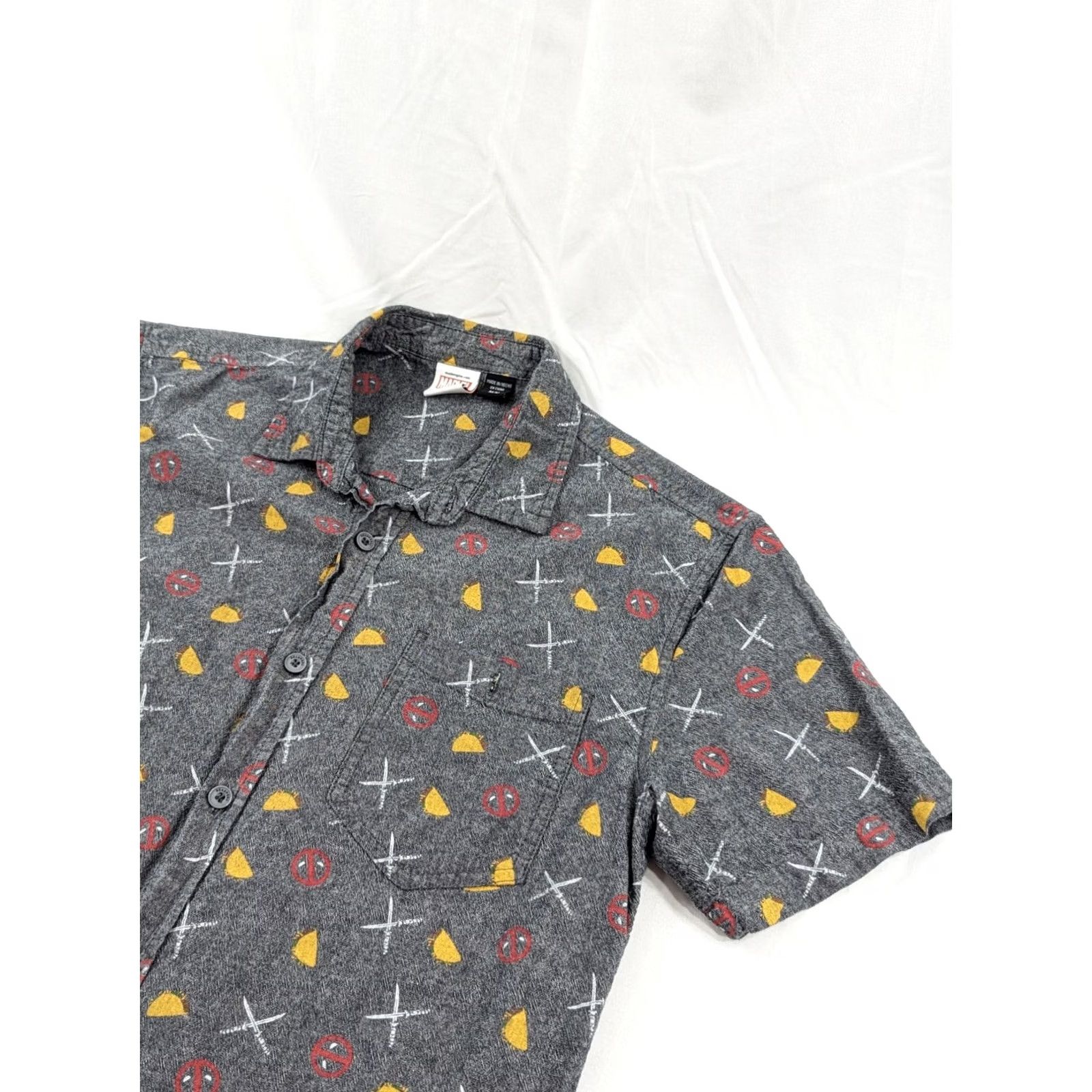Vintage Marvel Deadpool Men's Button Down Shirt M Pre-owned Gray Short Sleeve Collared Button-Up Casual Comics 90s Size US M / EU 48-50 / 2 - 2 Thumbnail
