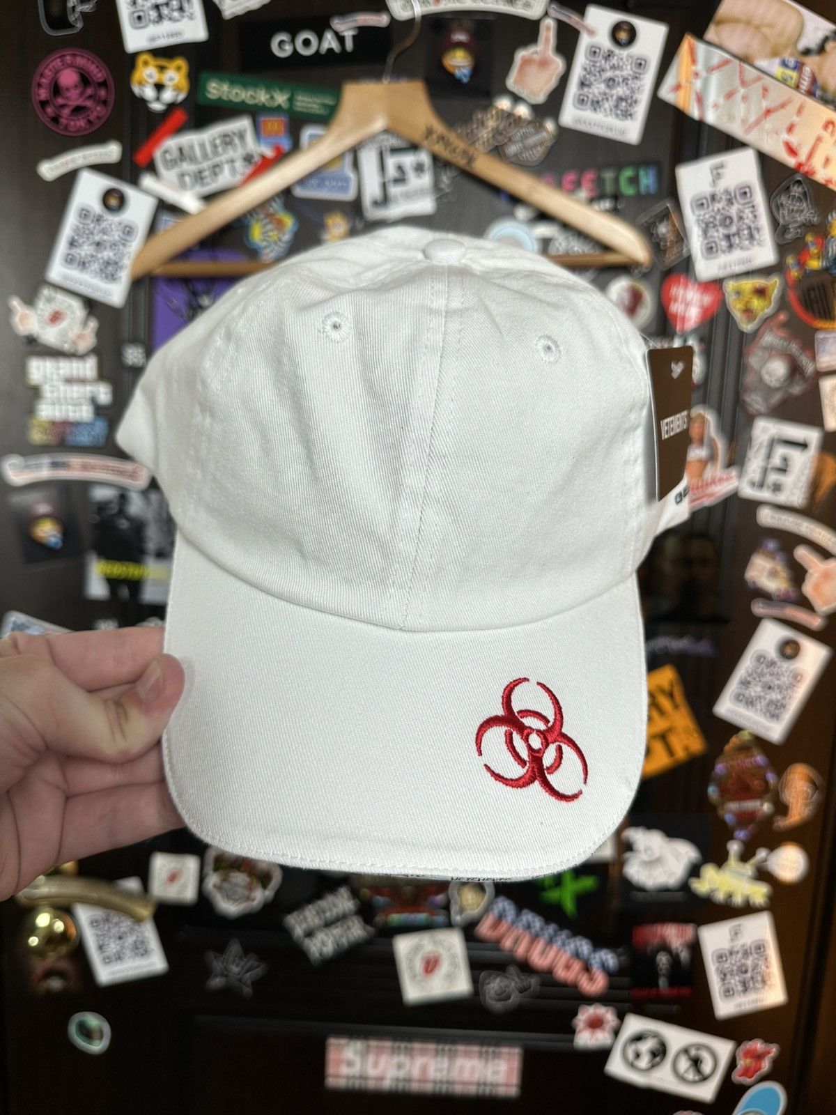 Vetements Vetements Genetically Modified White Cap Size ONE SIZE - 3 Thumbnail