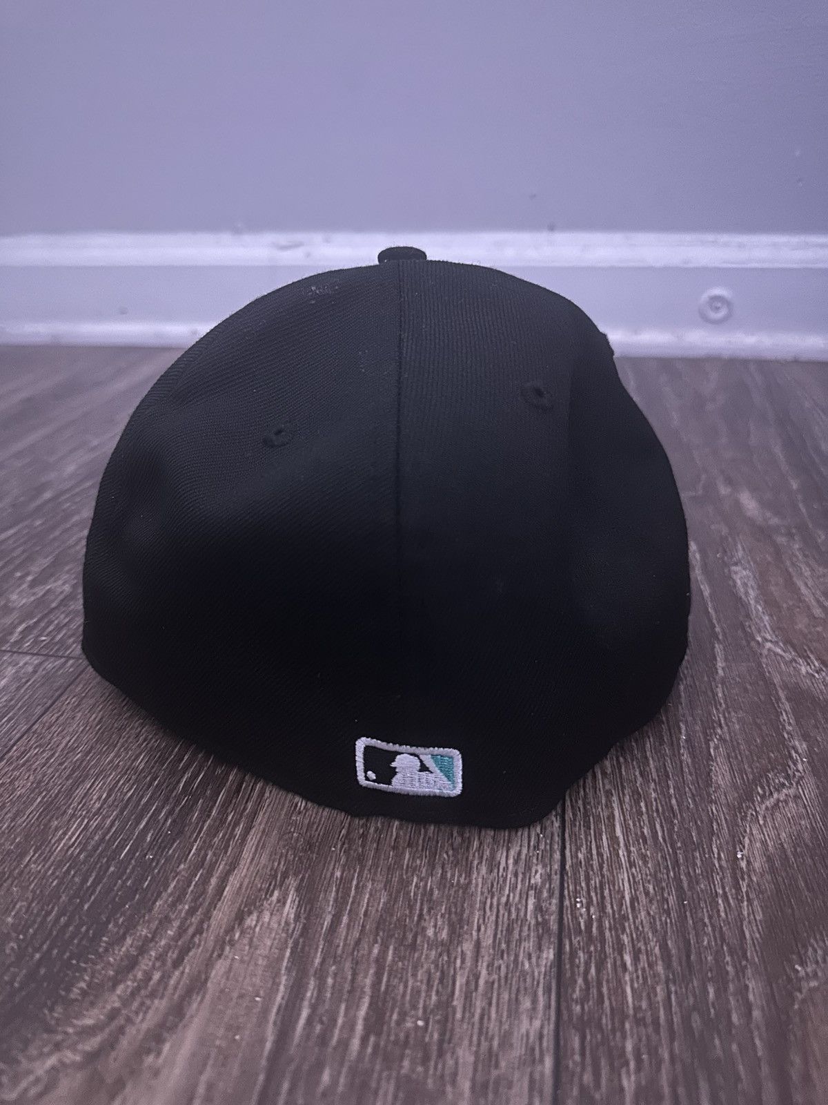 New Era Florida Marlins Custom Rhinestone 59Fifty Fitted Hat 7 1/2 Size ONE SIZE - 4 Thumbnail