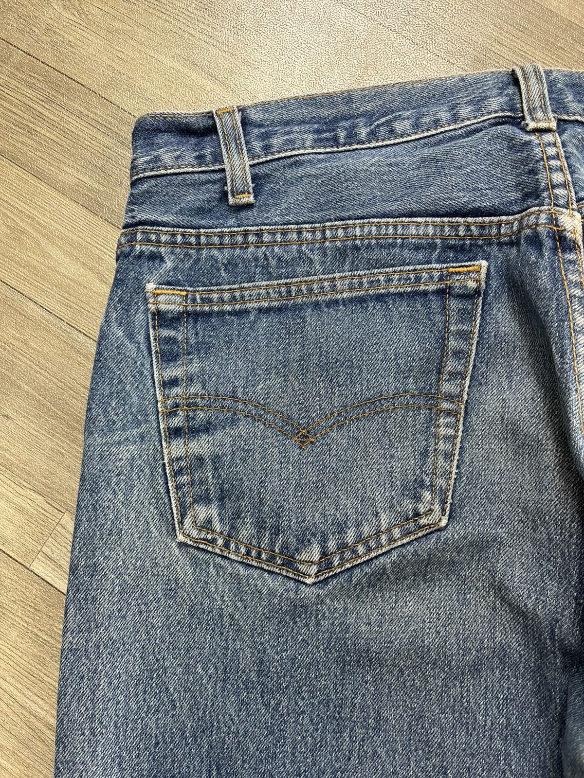 Levi's Vintage Clothing 🇺🇸1990s Vintage Levis 501 33x34 Straight Leg Blue Jeans Size US 33 - 12 Thumbnail