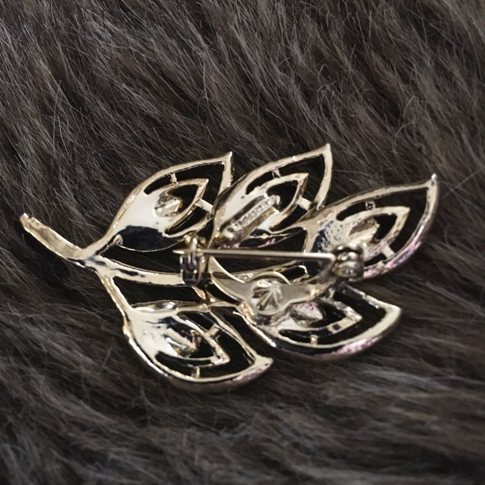 Vintage Vintage 70s Gerry’s gold tone leaf design brooch Size ONE SIZE - 2 Thumbnail