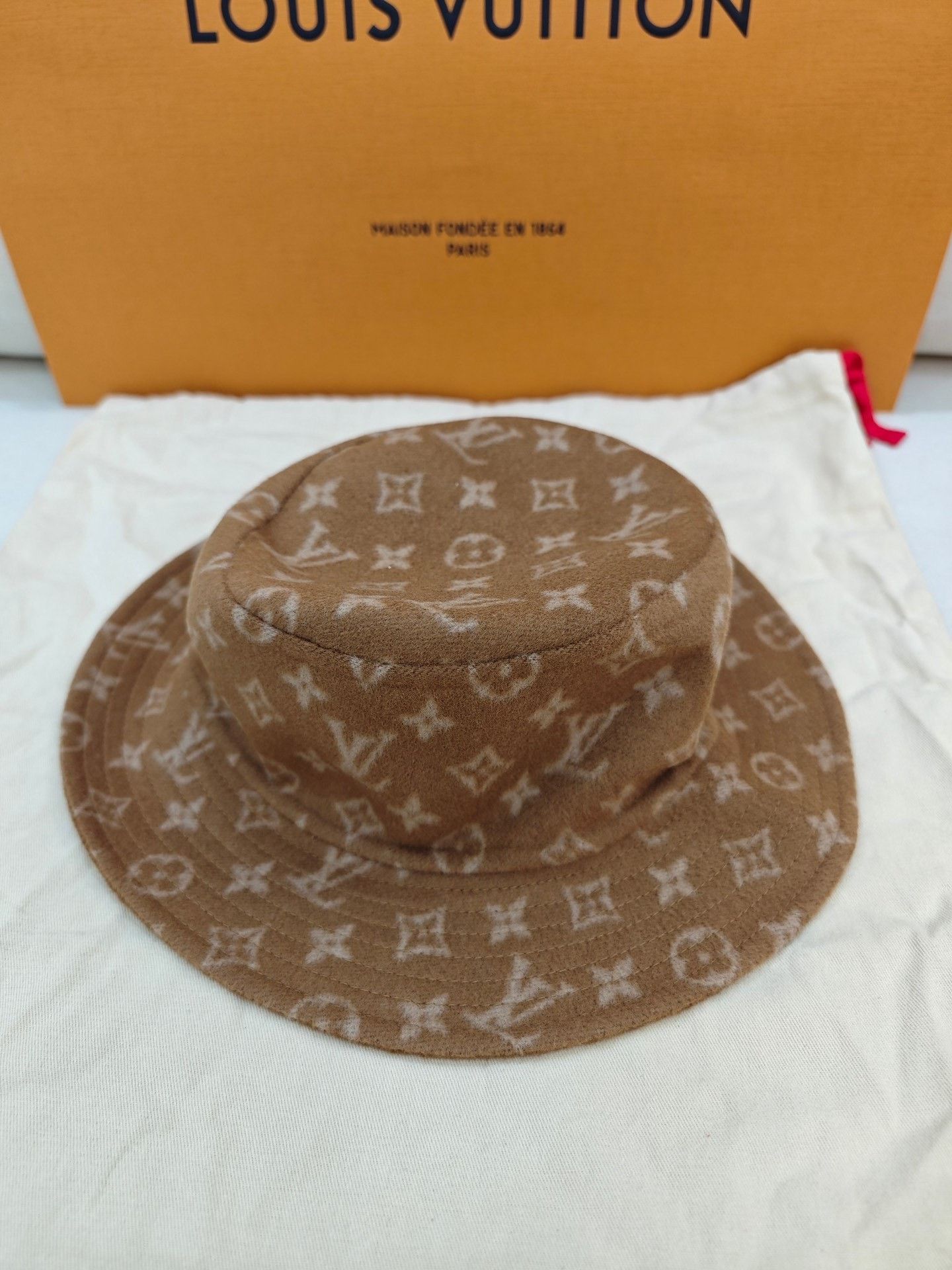 Louis Vuitton Louis Vuitton New Bucket Hat Size M Size ONE SIZE - 1 Thumbnail